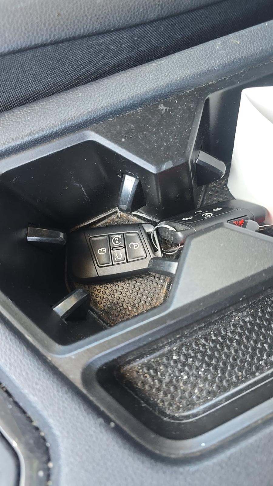 2022 Volkswagen Tiguan 2.0T SE FWD