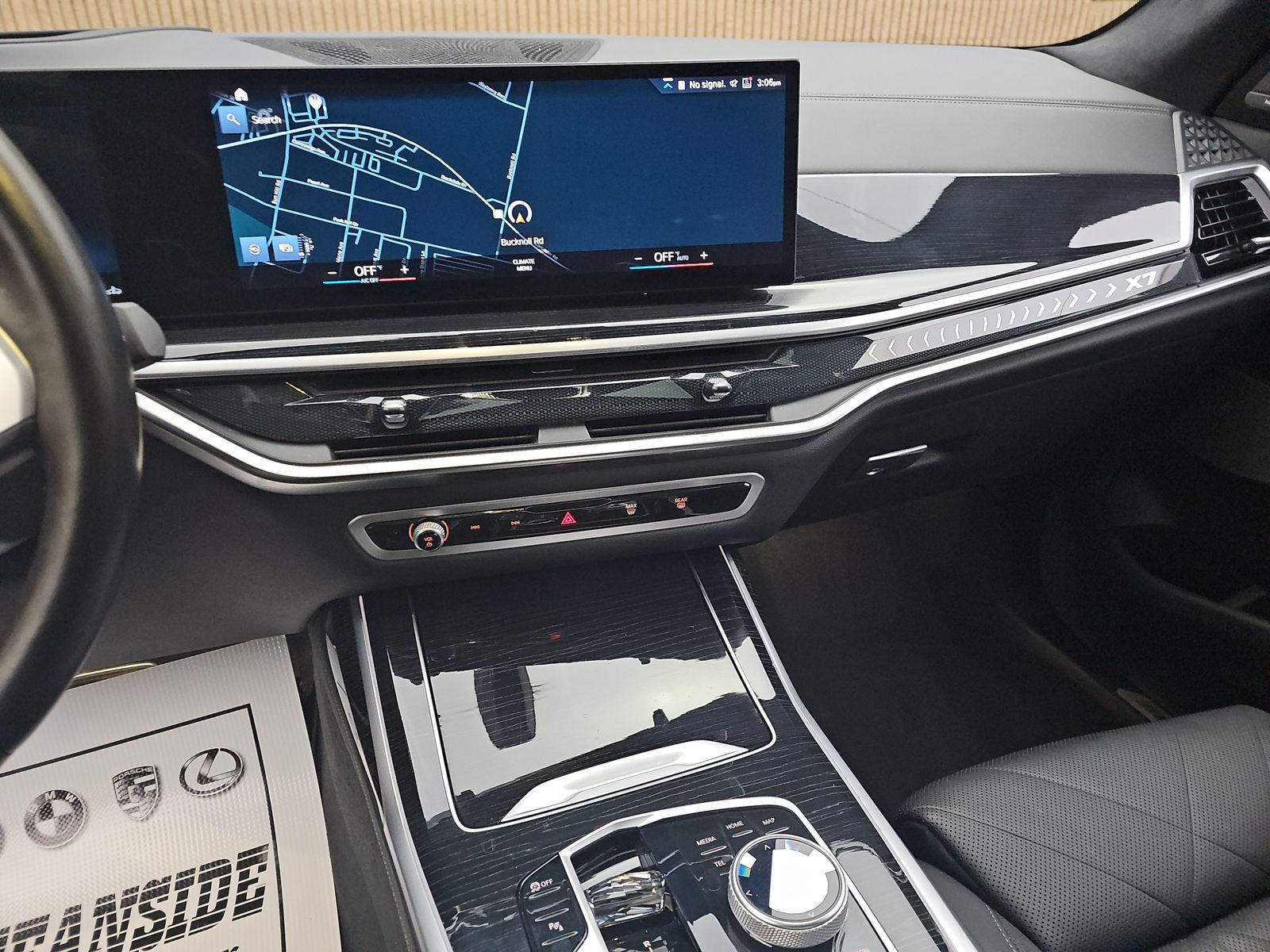 2023 BMW X7 xDrive40i AWD