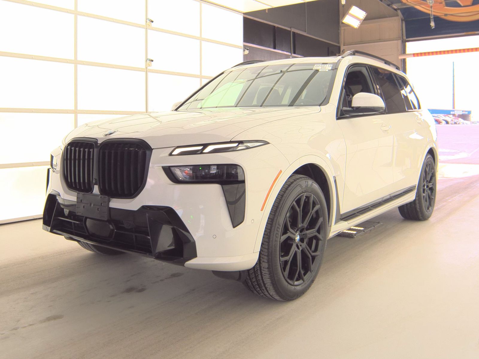 2023 BMW X7 xDrive40i AWD