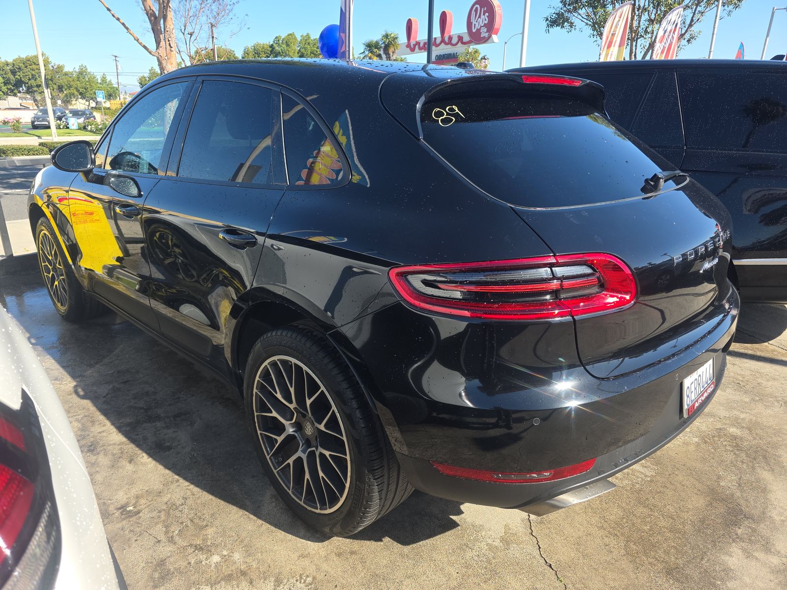 2018 Porsche Macan Base AWD