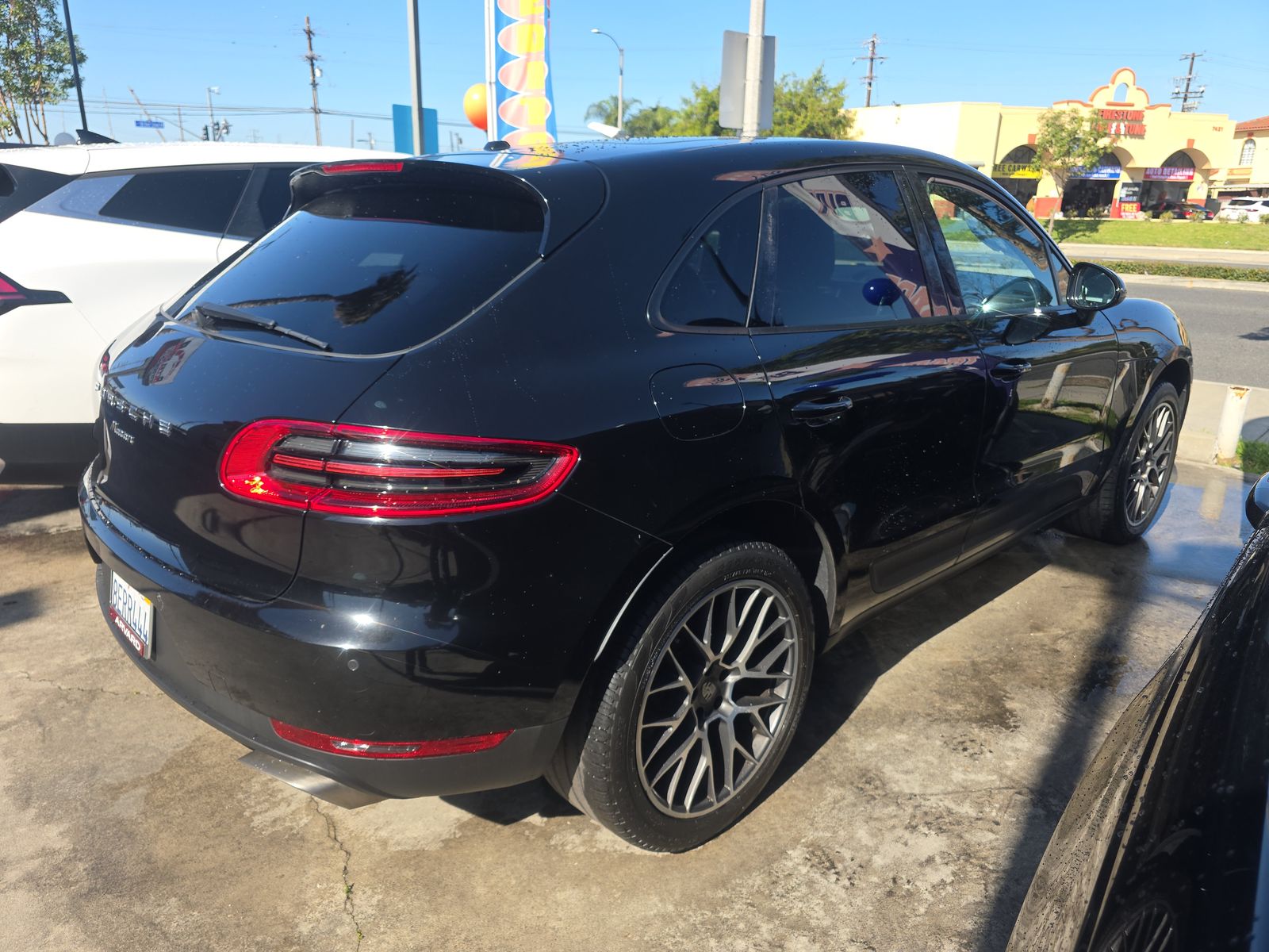 2018 Porsche Macan Base AWD
