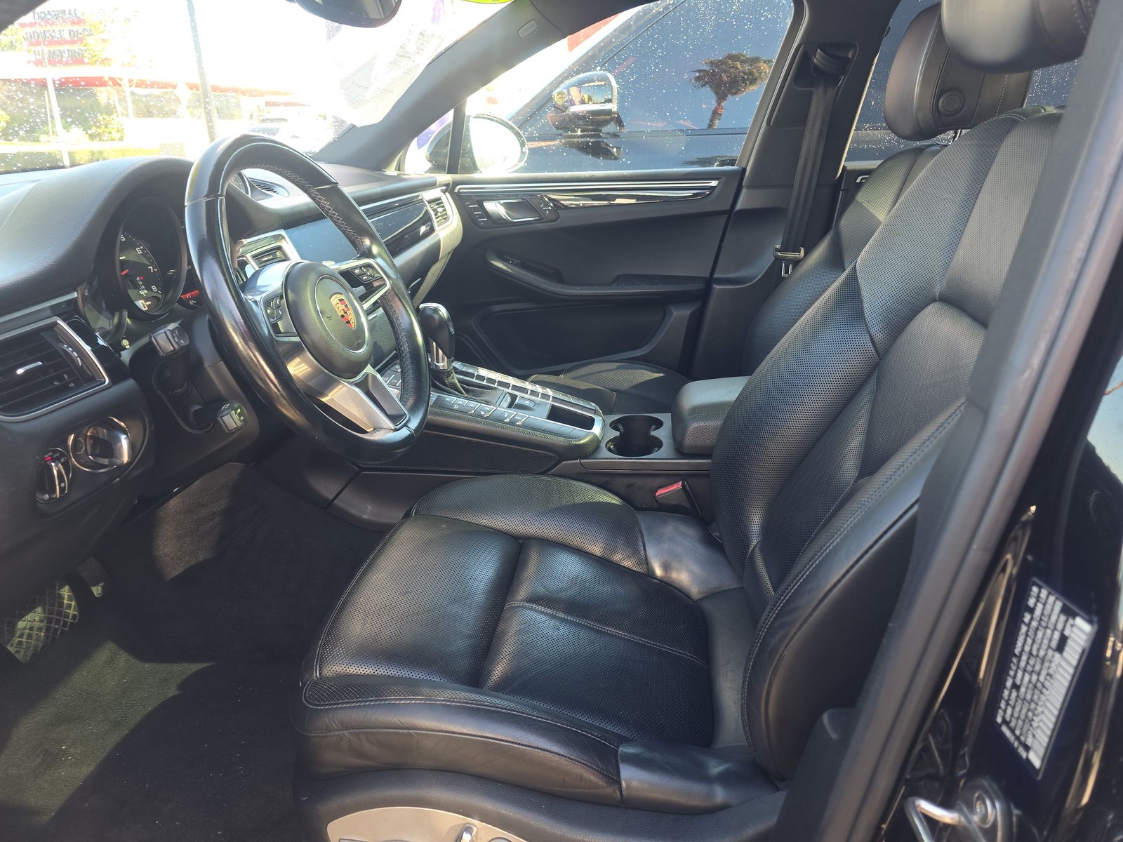 2018 Porsche Macan Base AWD