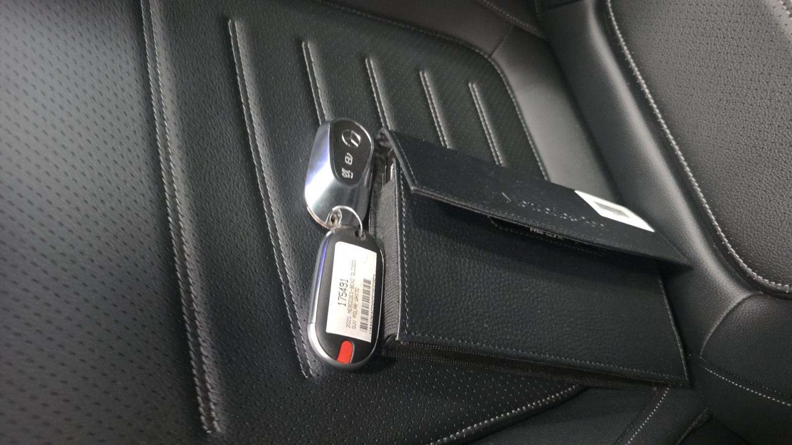 2025 Mercedes-Benz GLC GLC 300 RWD