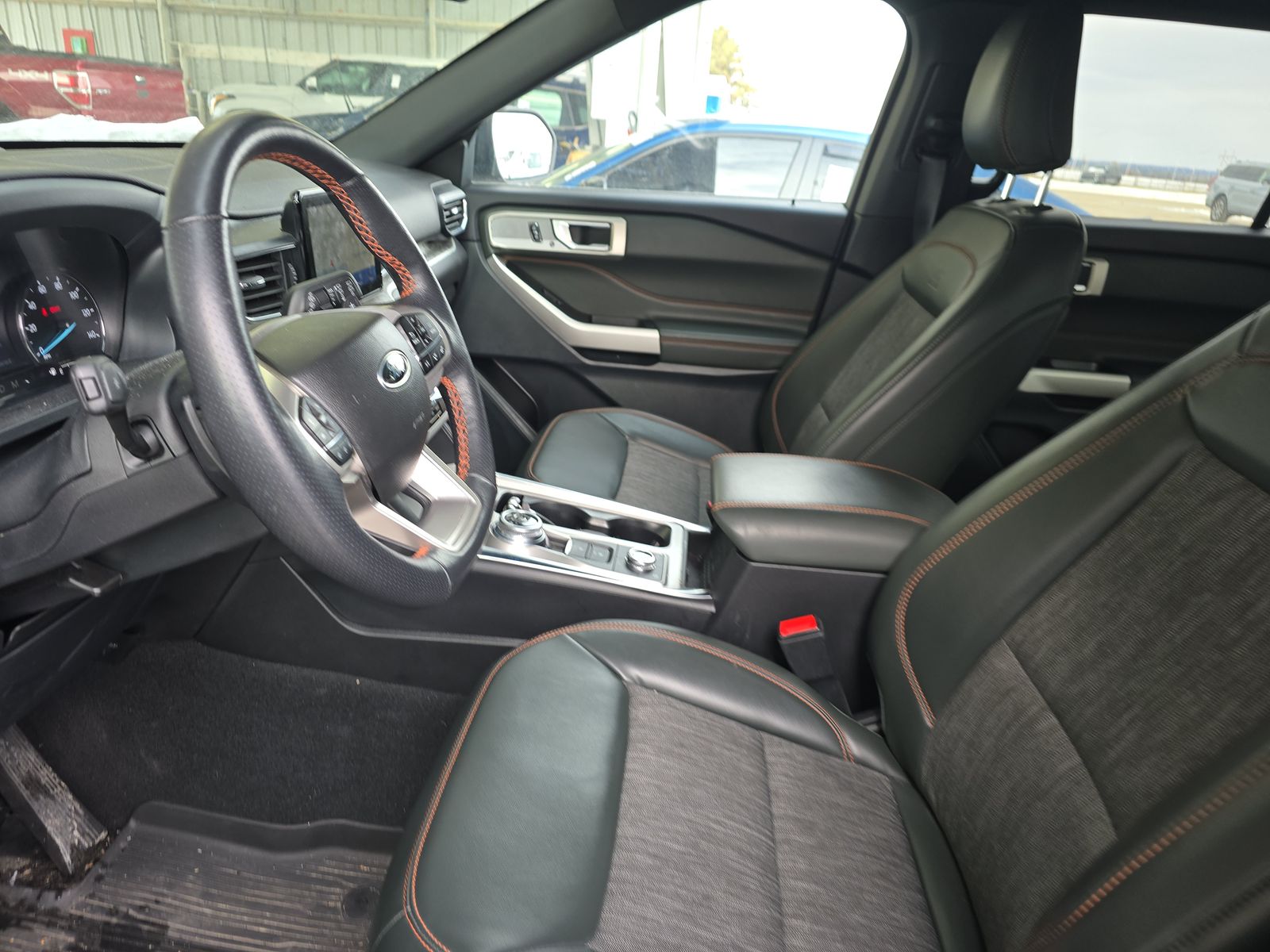 FORD EXPLORER - 8
