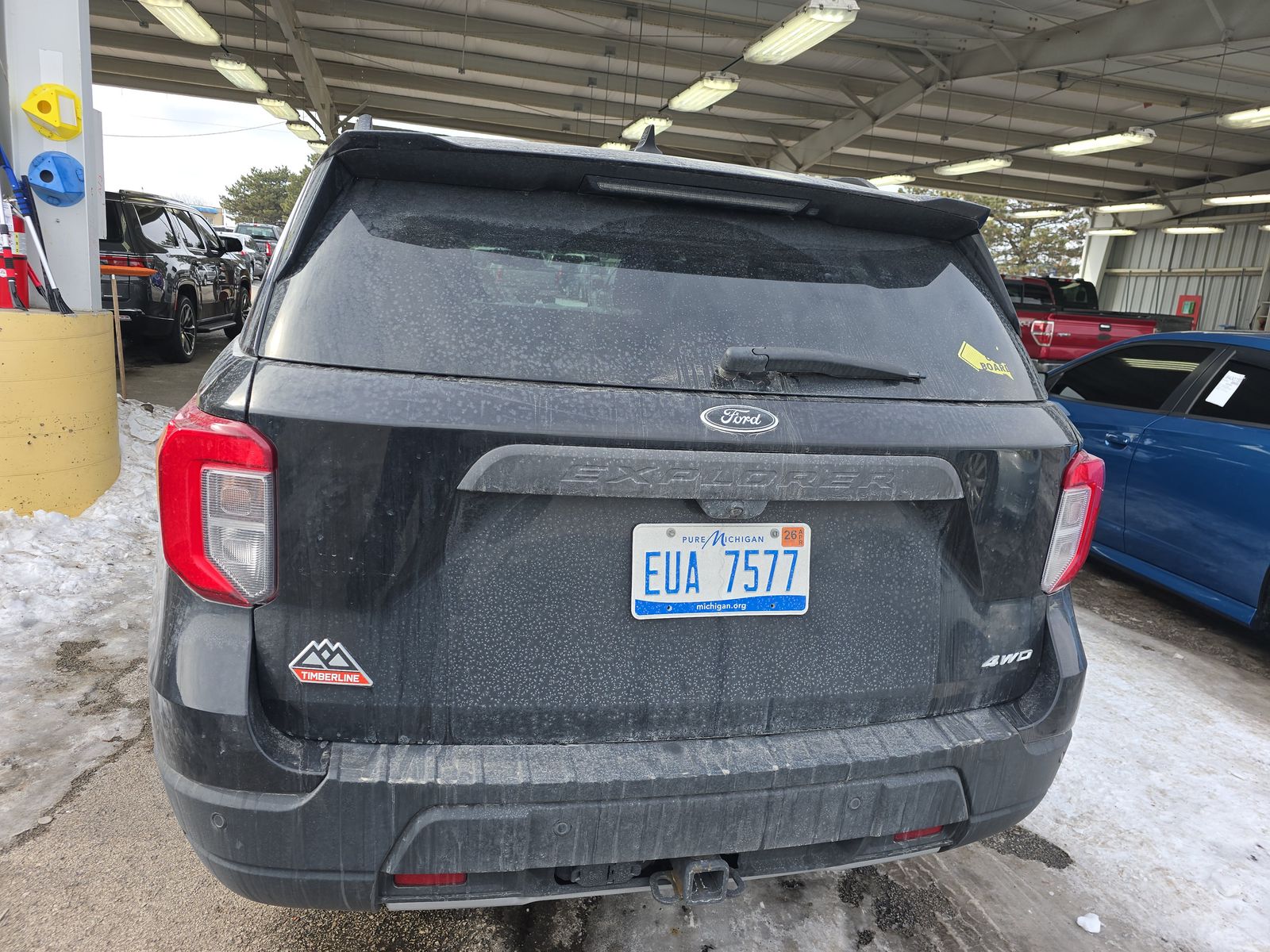 FORD EXPLORER - 6