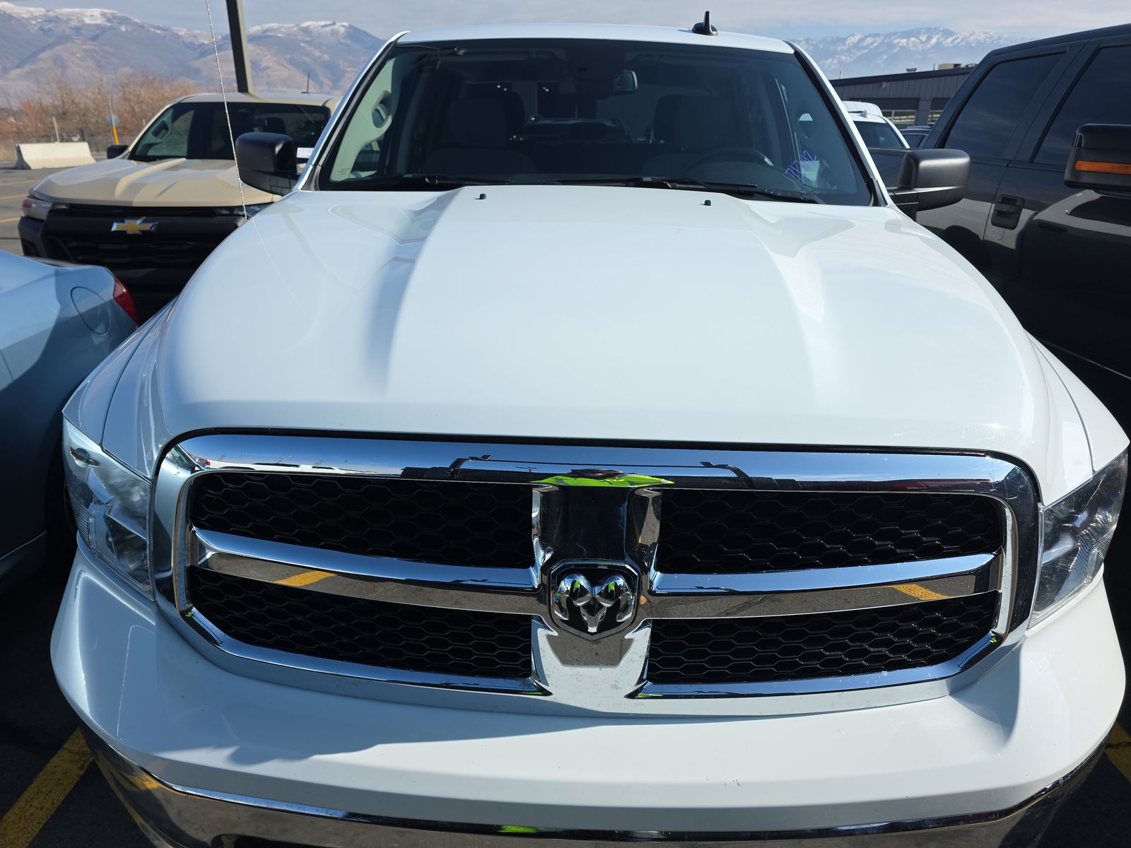 2023 DODGE RAM 1500 SLT GAS WHITE SHORT BED SINGLE - Image 2