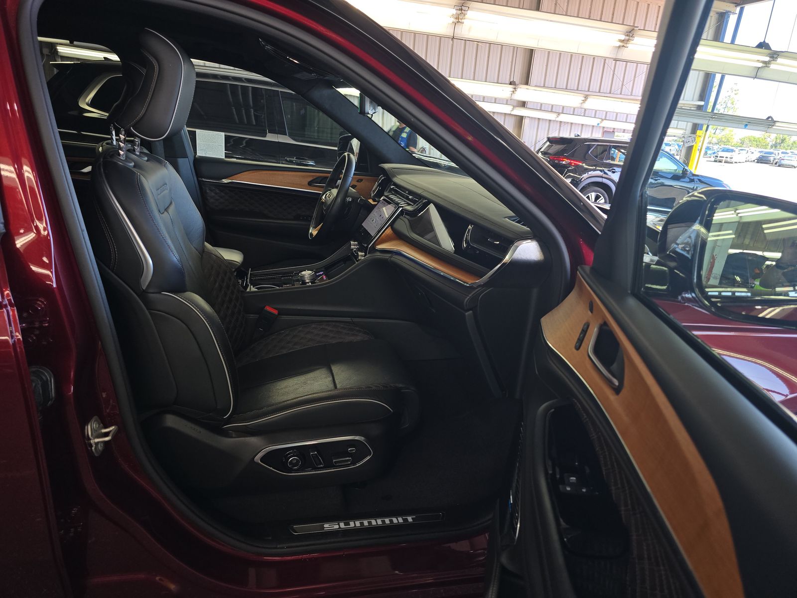 2023 Jeep Grand Cherokee 4xe Summit Reserve AWD