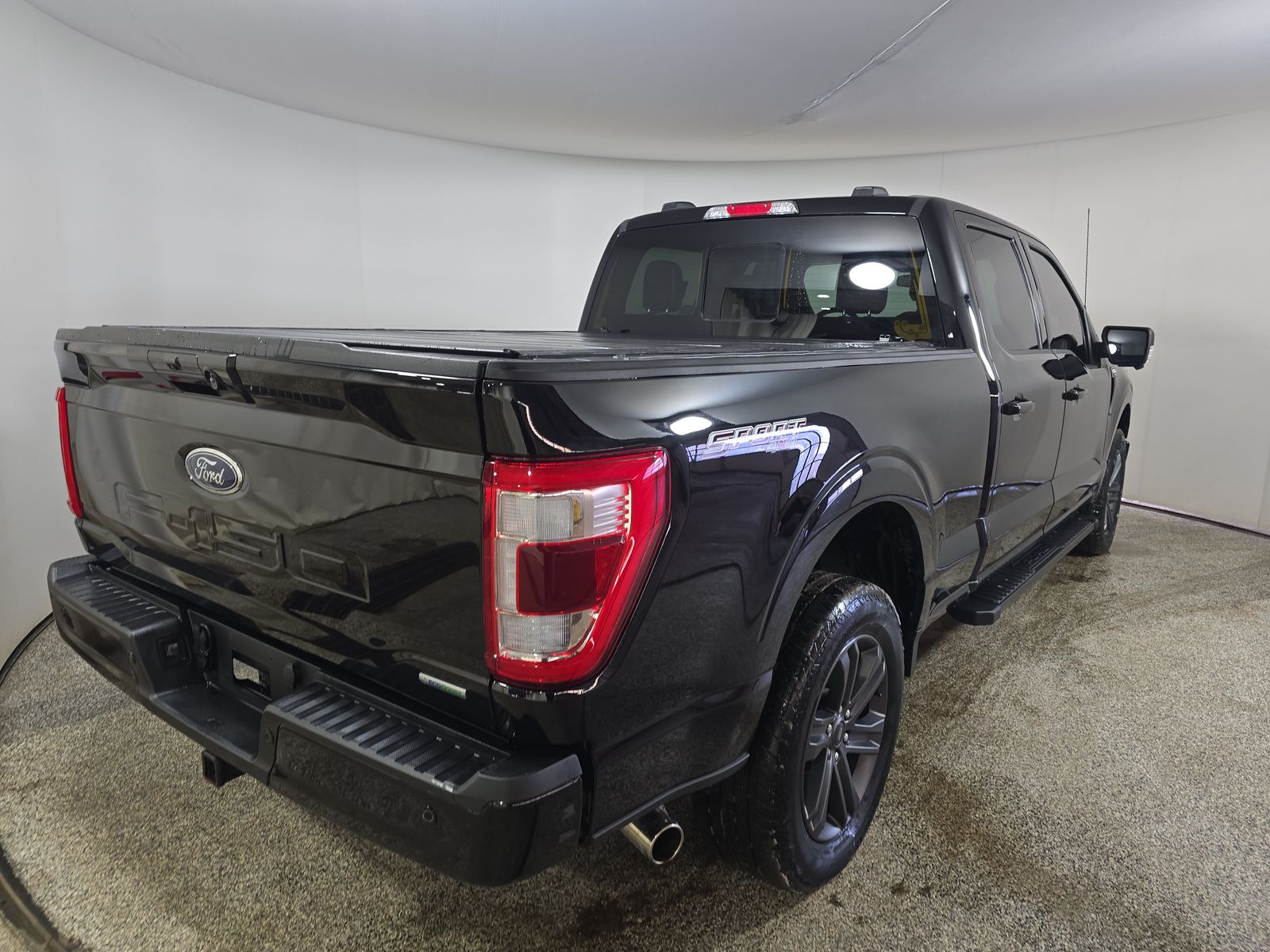 2023 Ford F-150 Lariat AWD