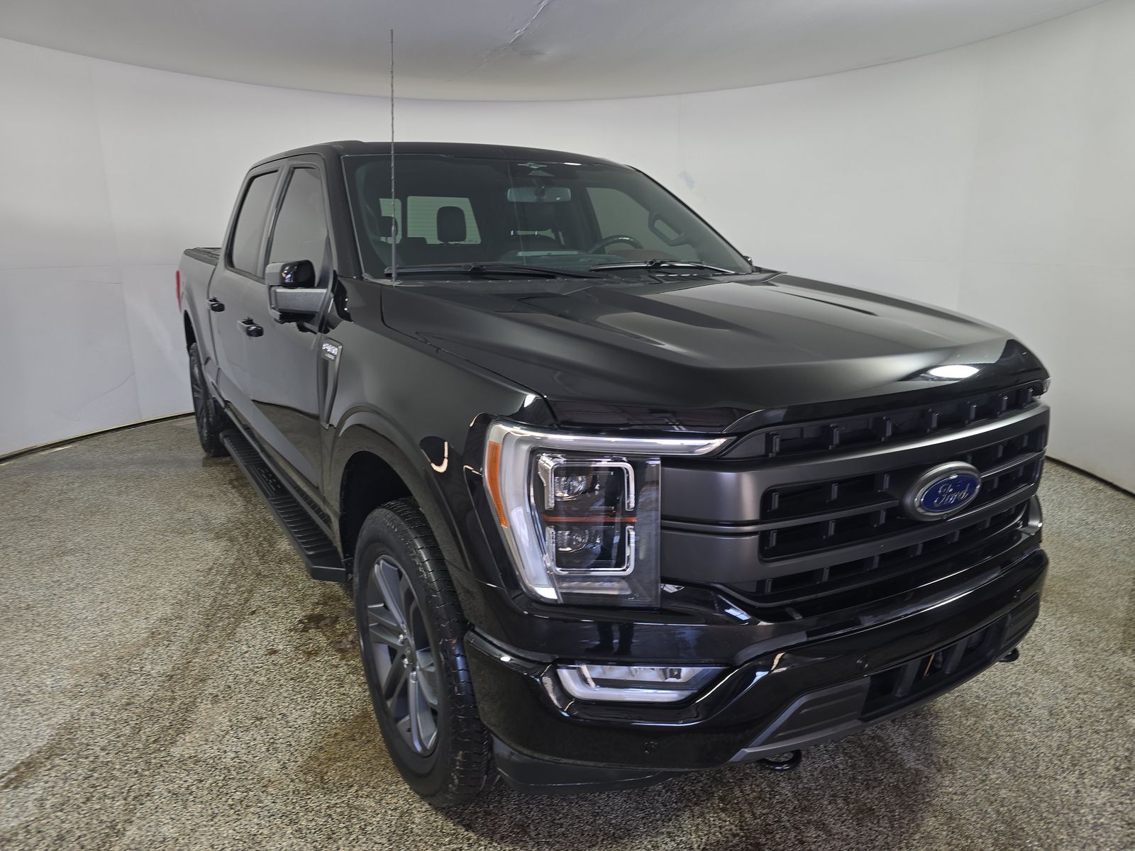 2023 Ford F-150 Lariat AWD