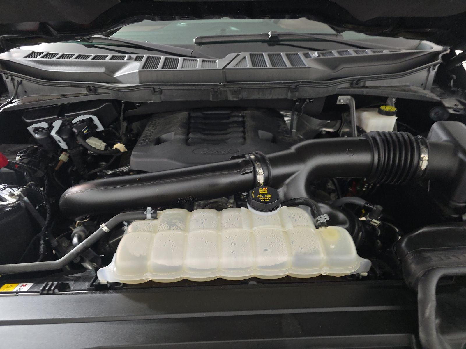 2023 Ford F-150 Lariat AWD