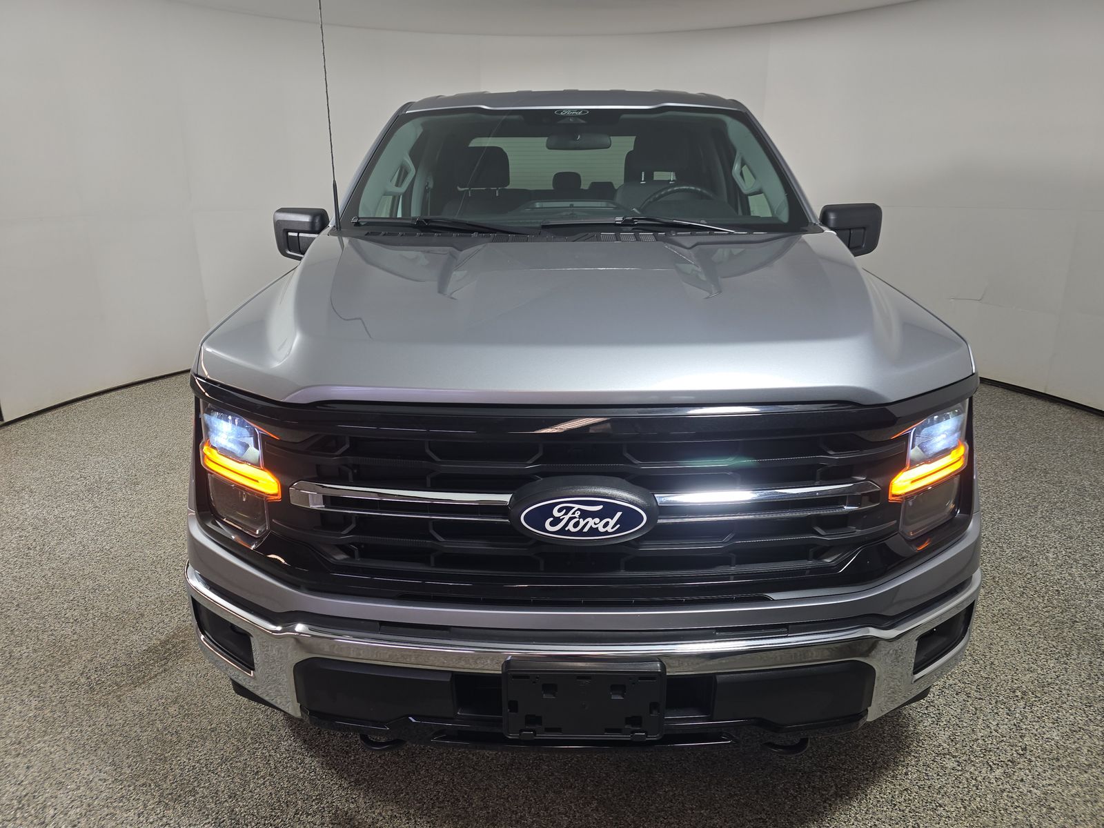 2025 Ford F-150 XLT AWD