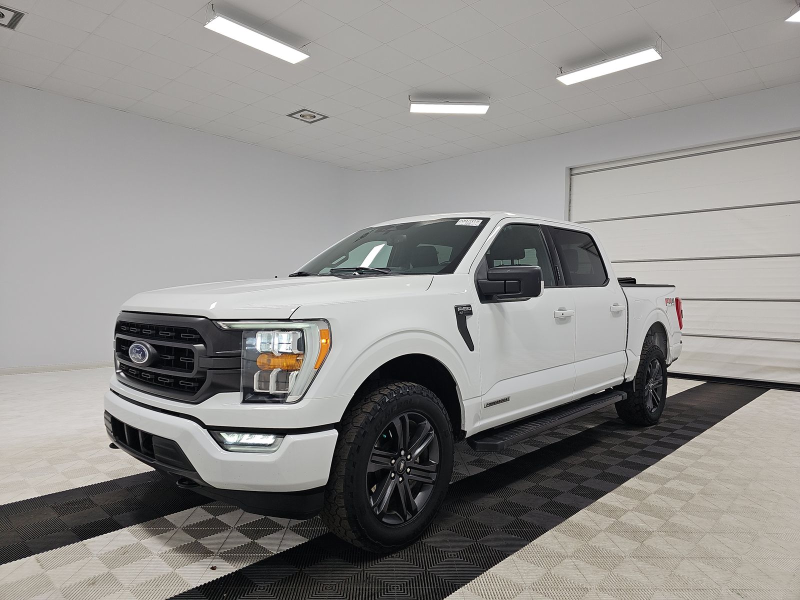 2023 Ford F-150 Hybrid XLT AWD