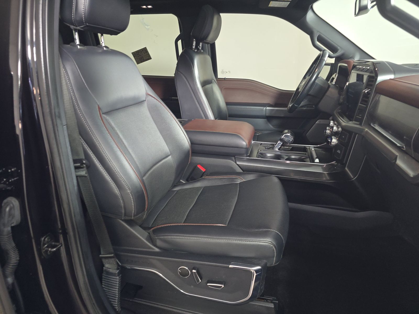 2023 Ford F-150 Lariat AWD