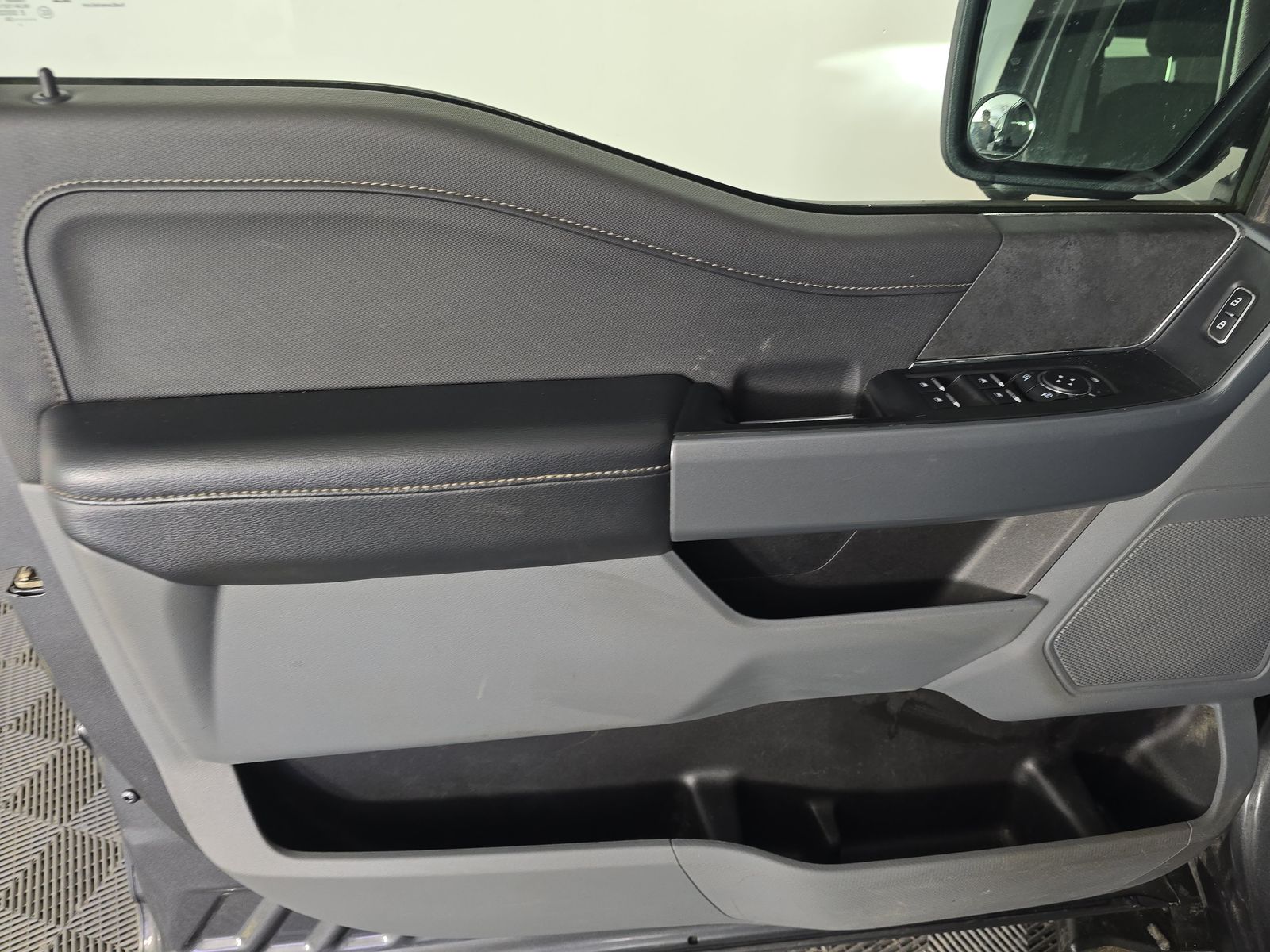 2024 Ford F-150 XLT AWD