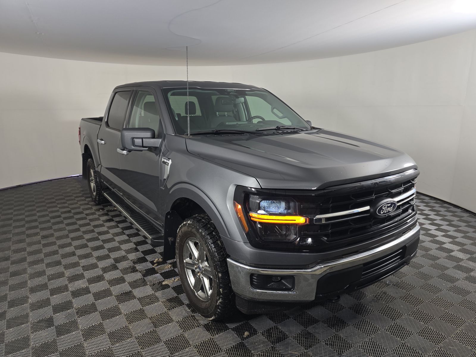2024 Ford F-150 XLT AWD