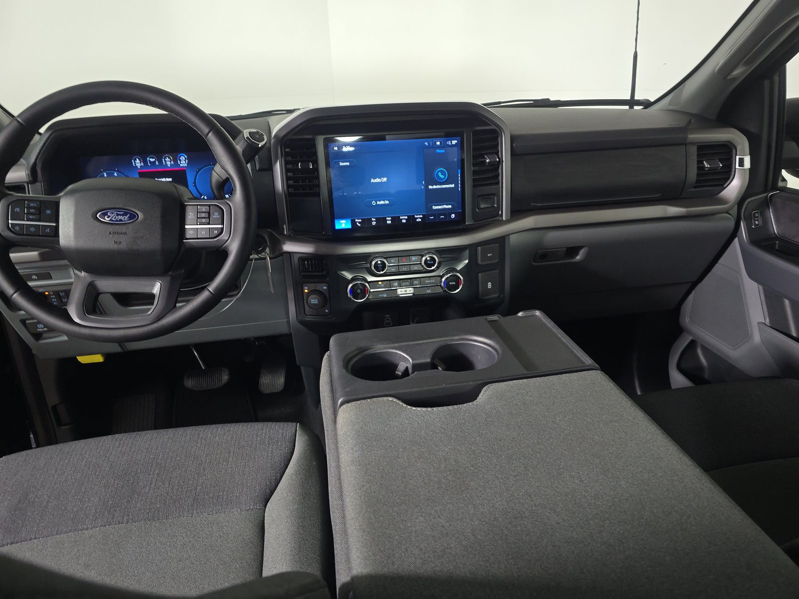 2025 Ford F-150 XLT AWD