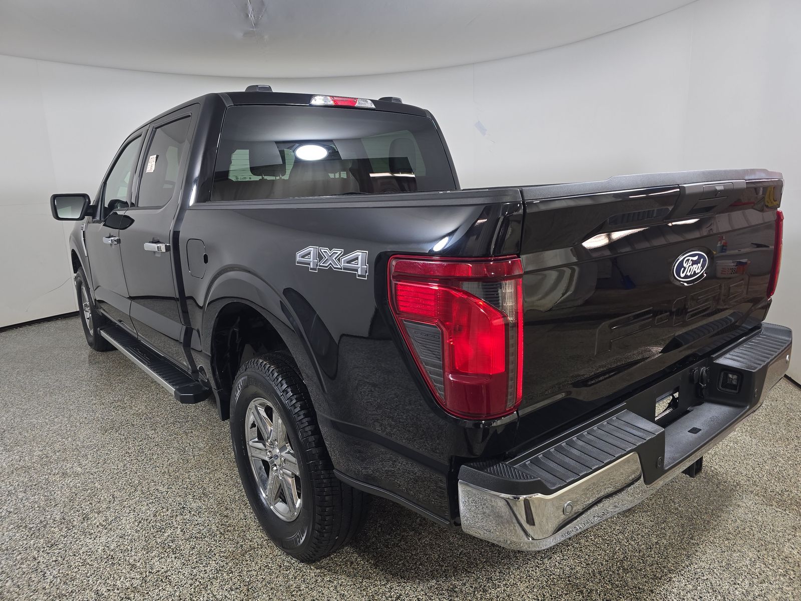 2025 Ford F-150 XLT AWD
