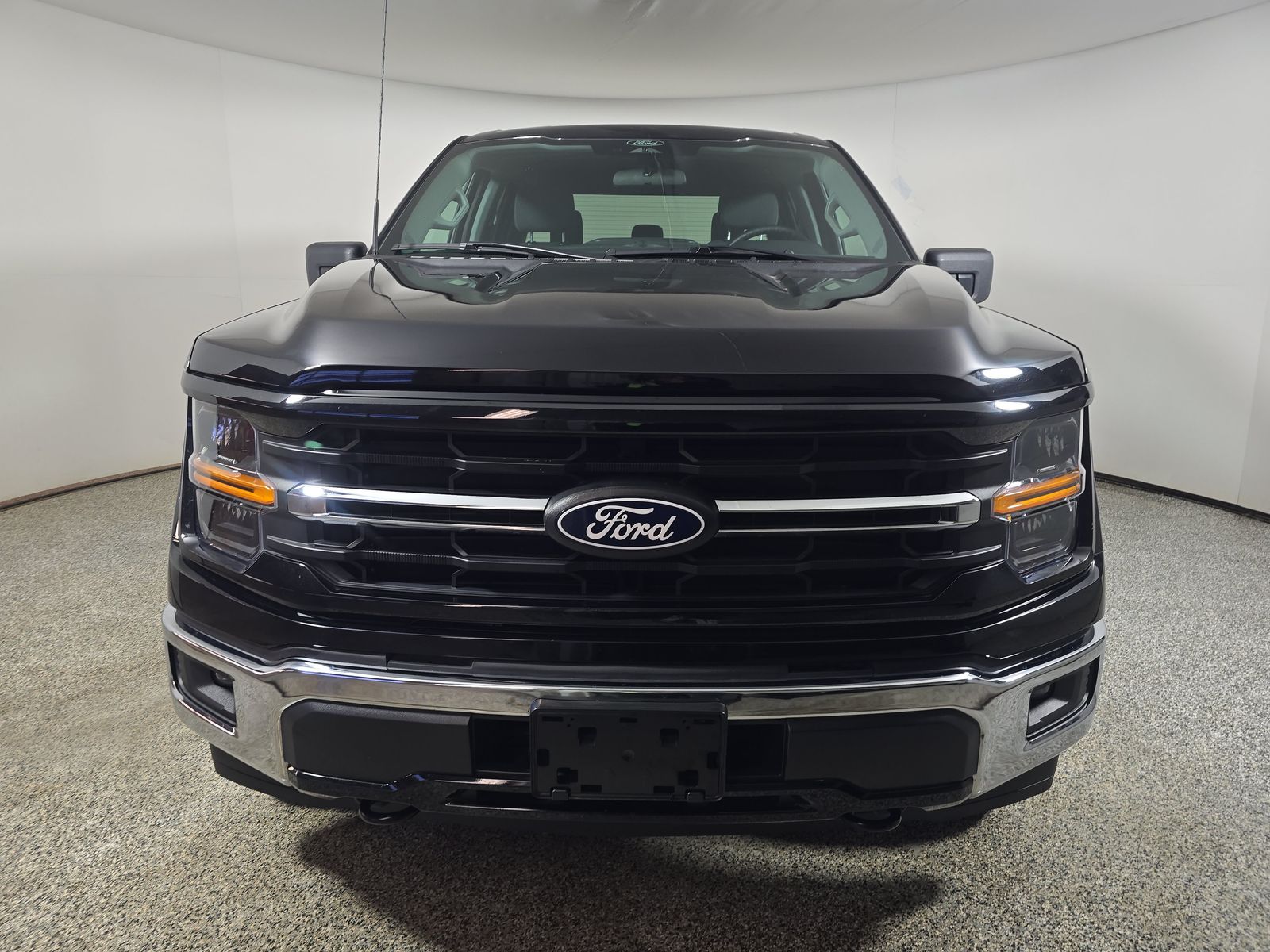 2025 Ford F-150 XLT AWD