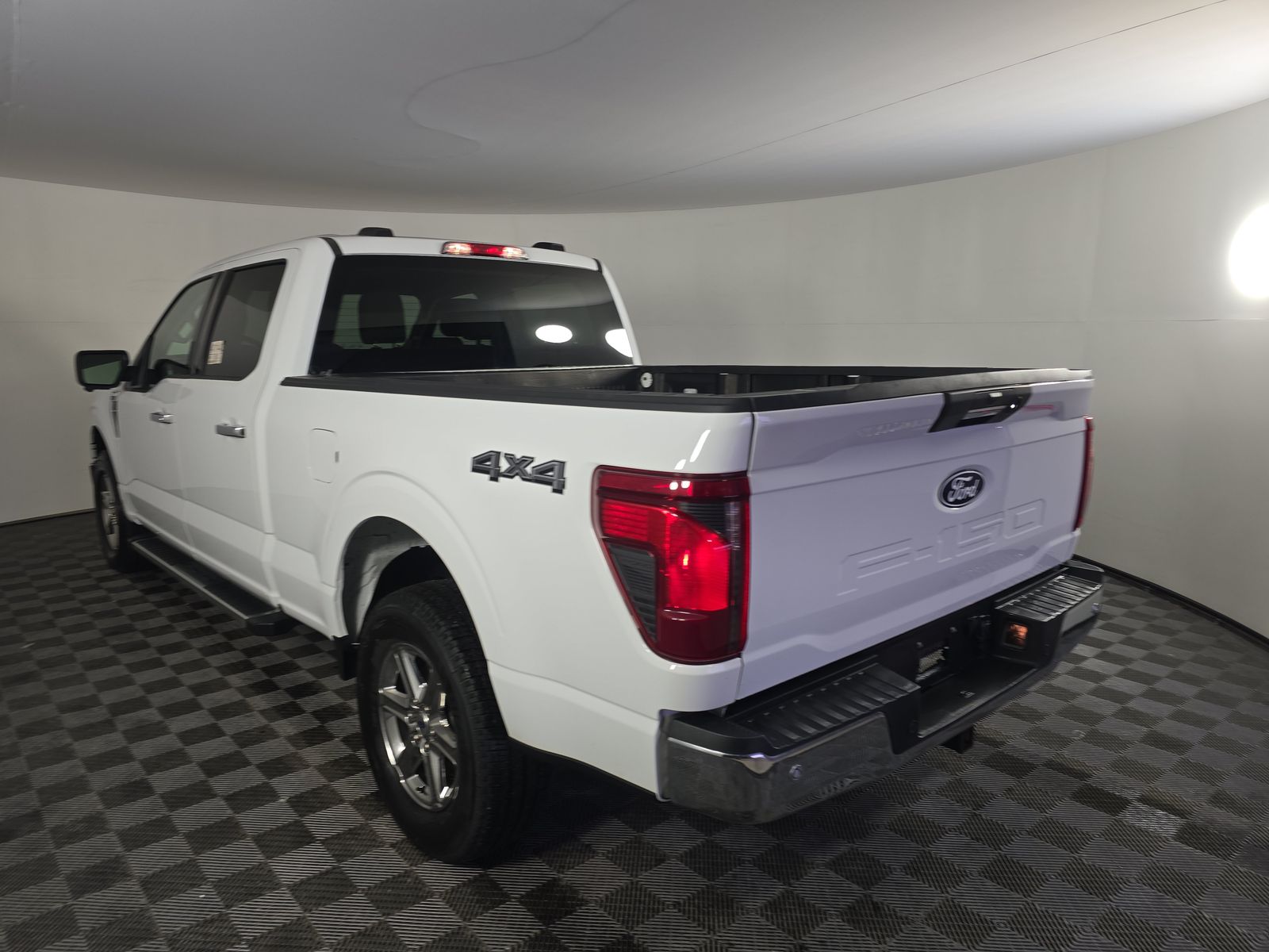 2024 Ford F-150 XLT AWD