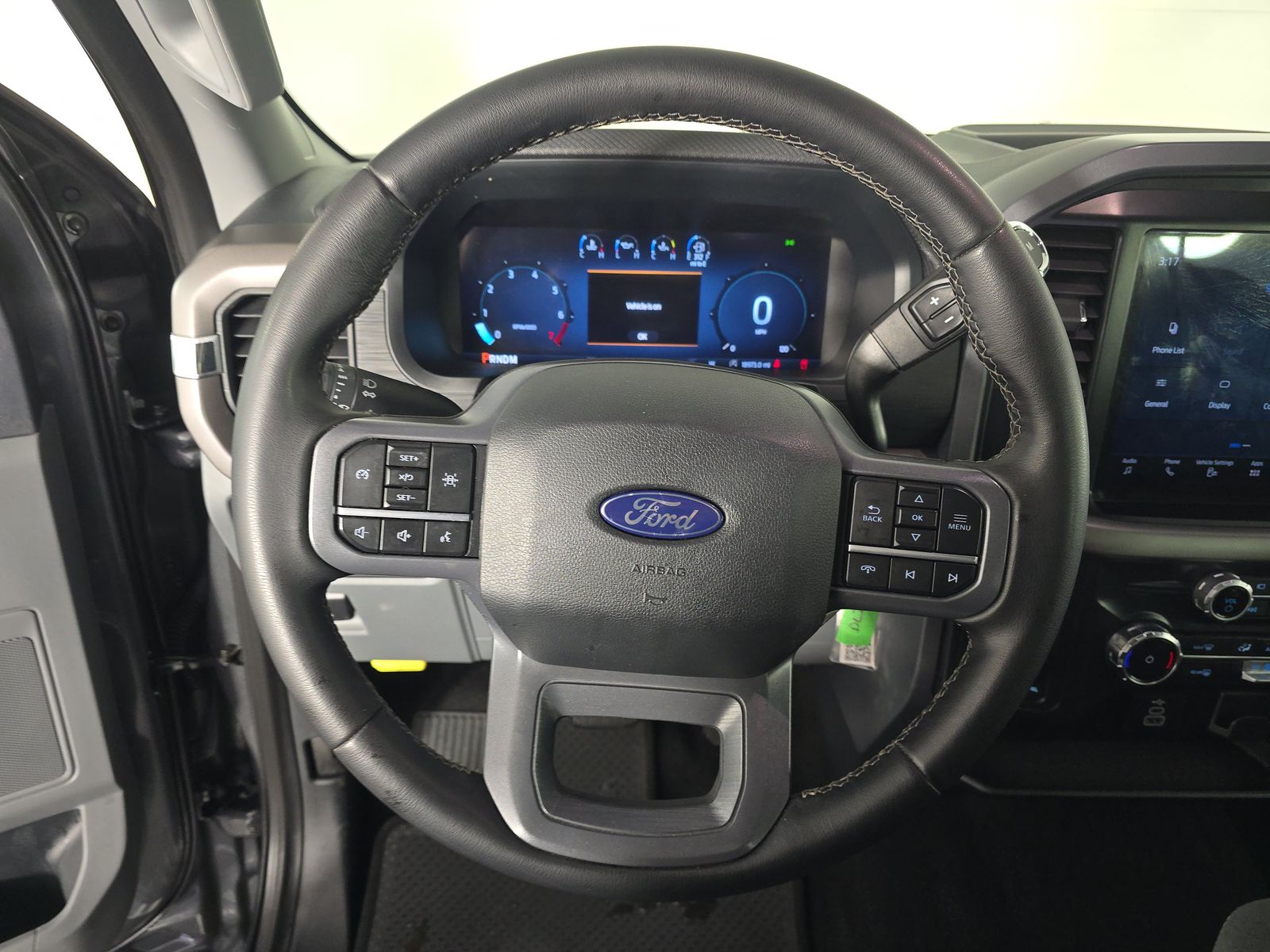 2025 Ford F-150 XLT AWD