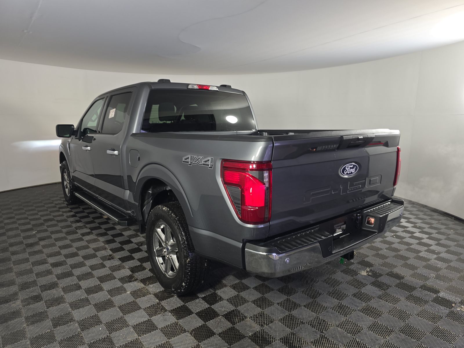 2025 Ford F-150 XLT AWD