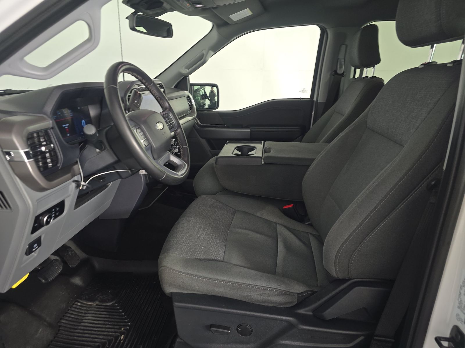 2024 Ford F-150 XLT AWD