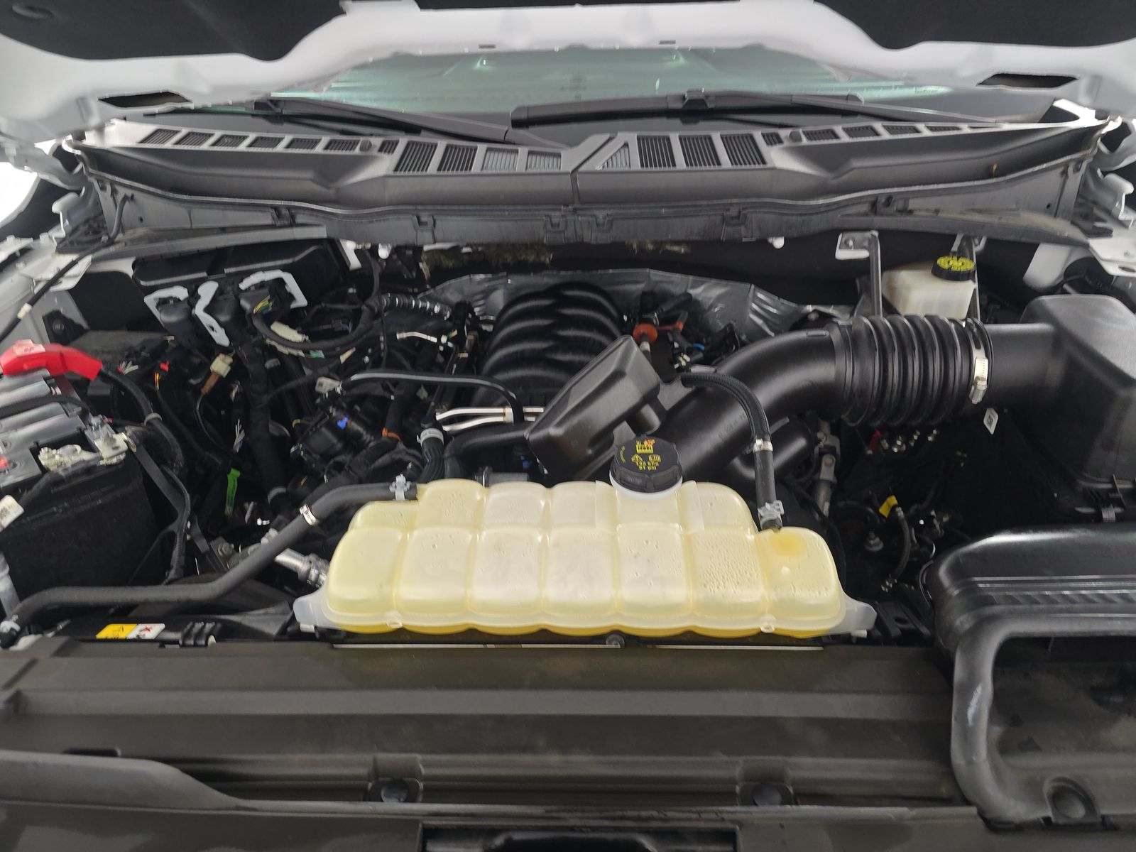 2024 Ford F-150 XLT AWD