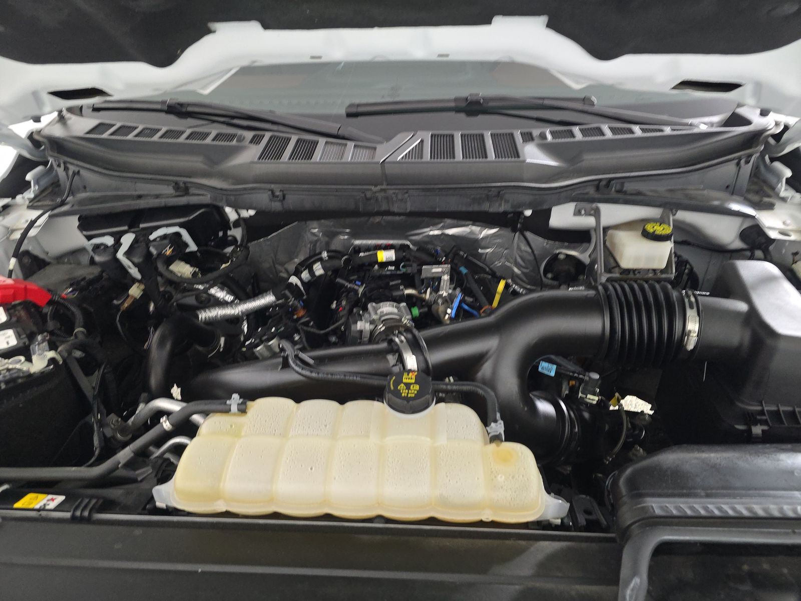 2023 Ford F-150 Lariat AWD