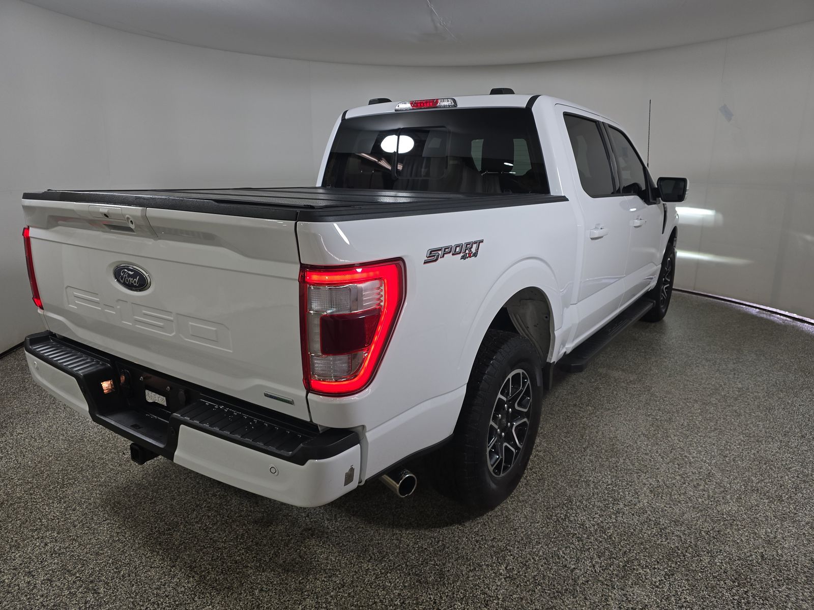2023 Ford F-150 Lariat AWD