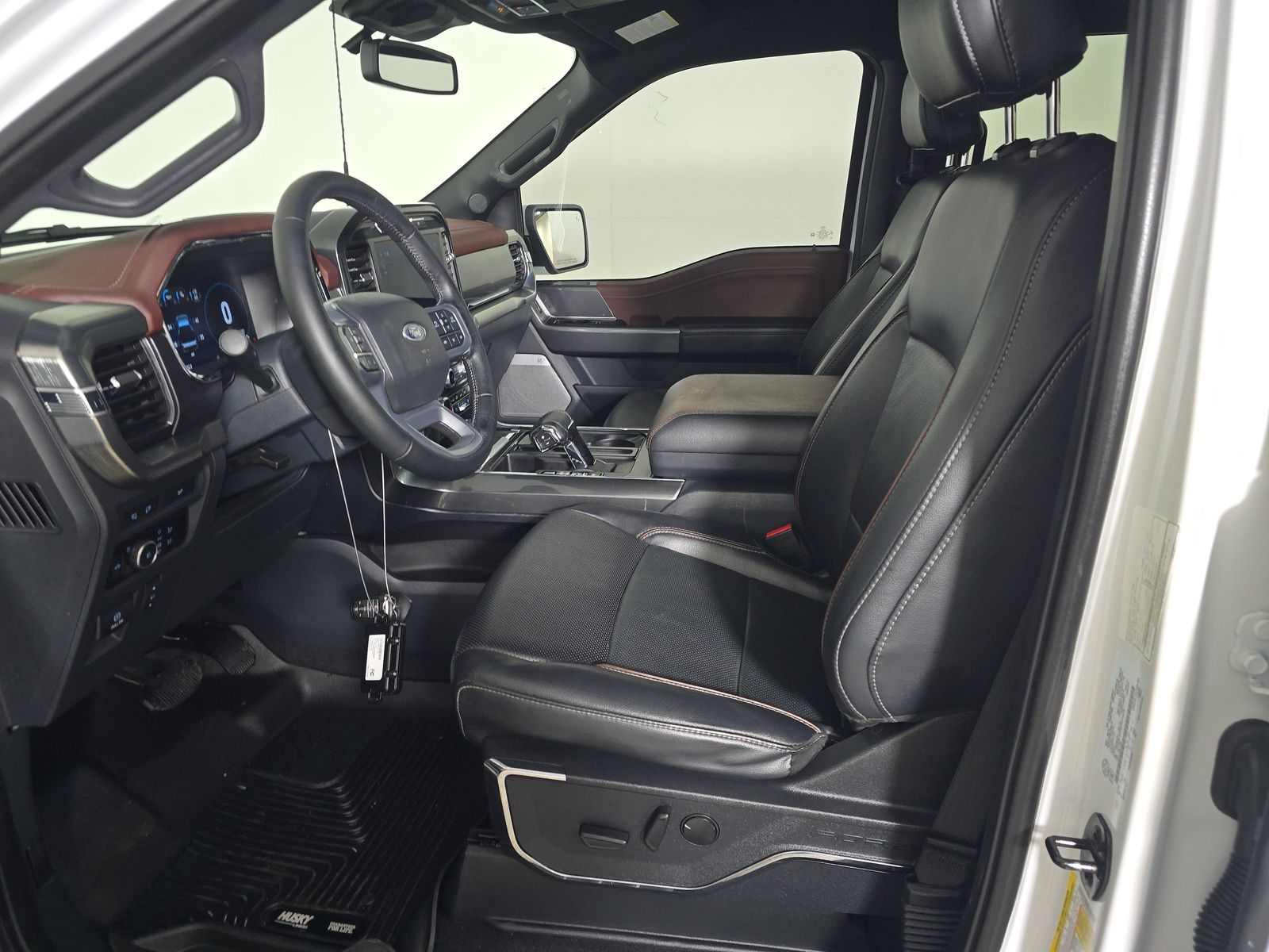 2023 Ford F-150 Lariat AWD