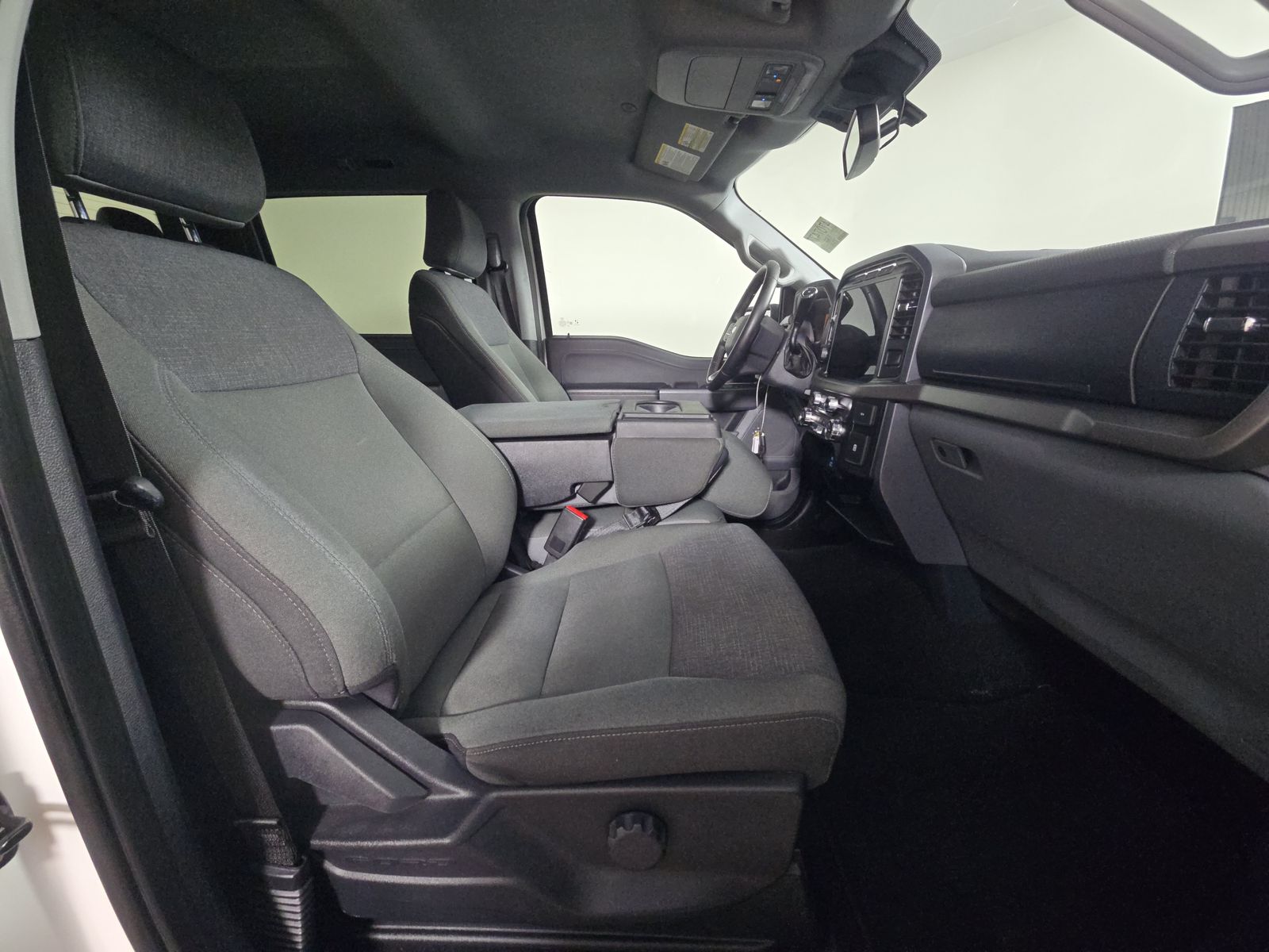 2024 Ford F-150 XLT AWD