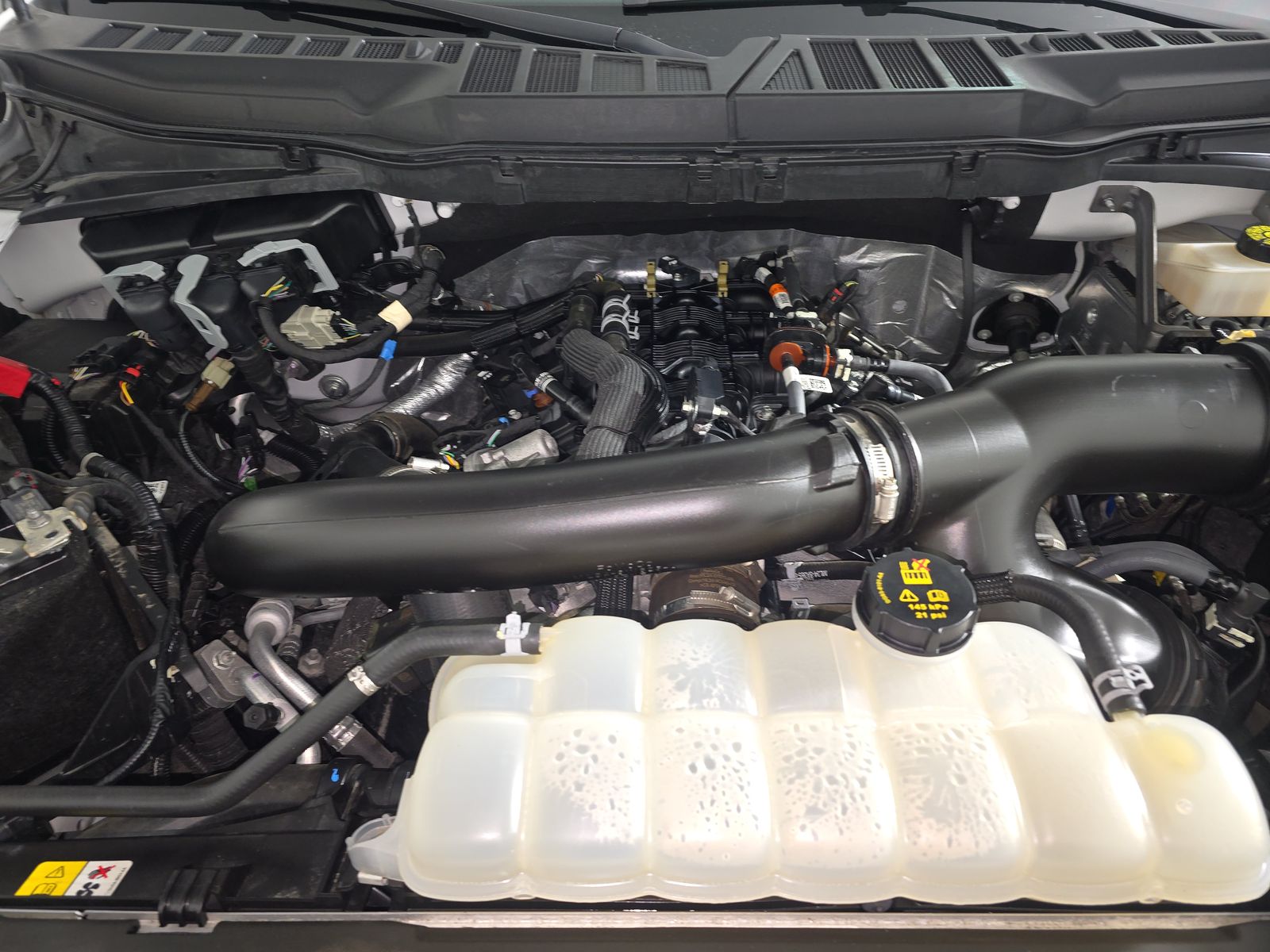 2024 Ford F-150 XLT AWD