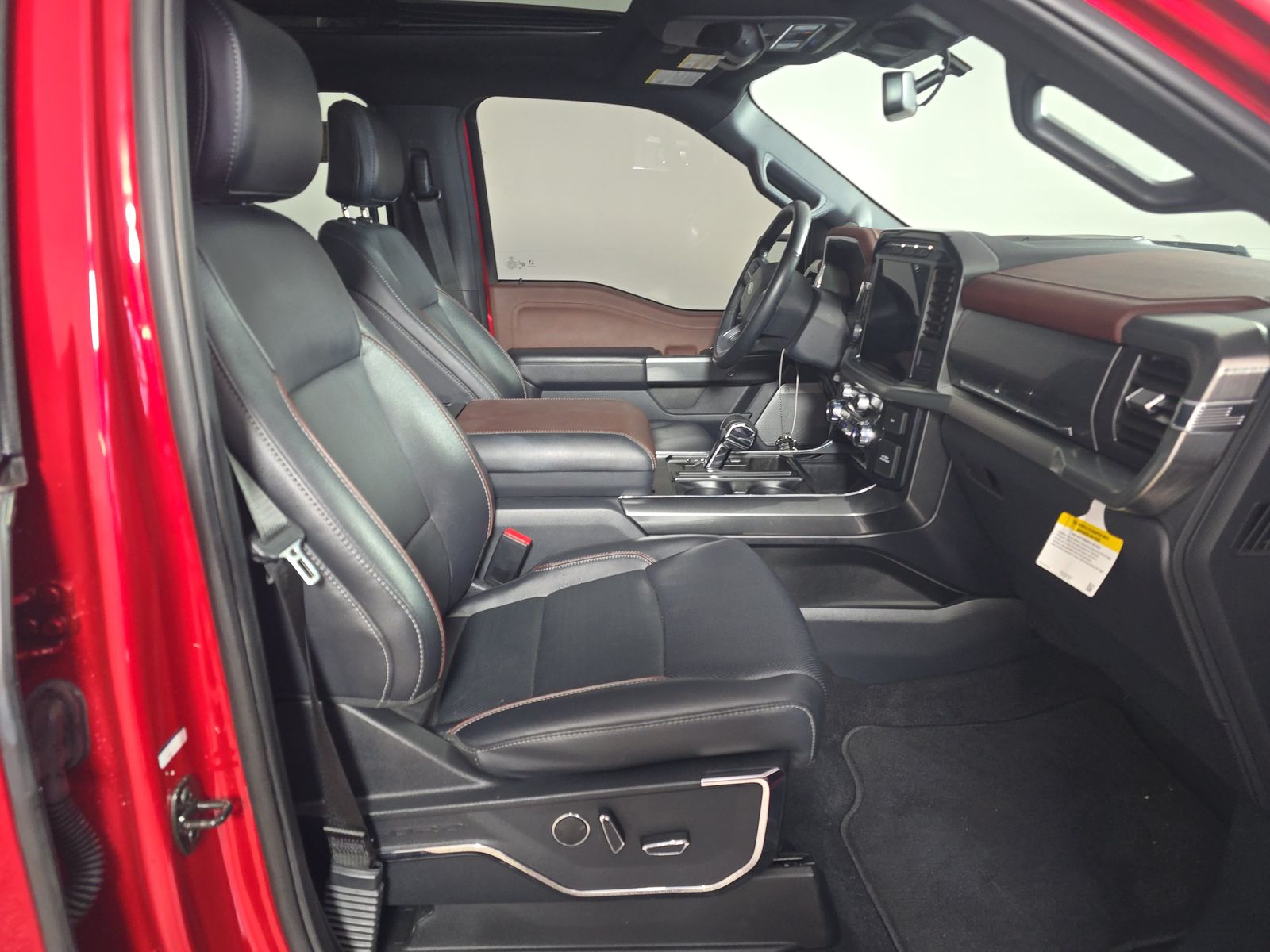 2023 Ford F-150 Lariat AWD