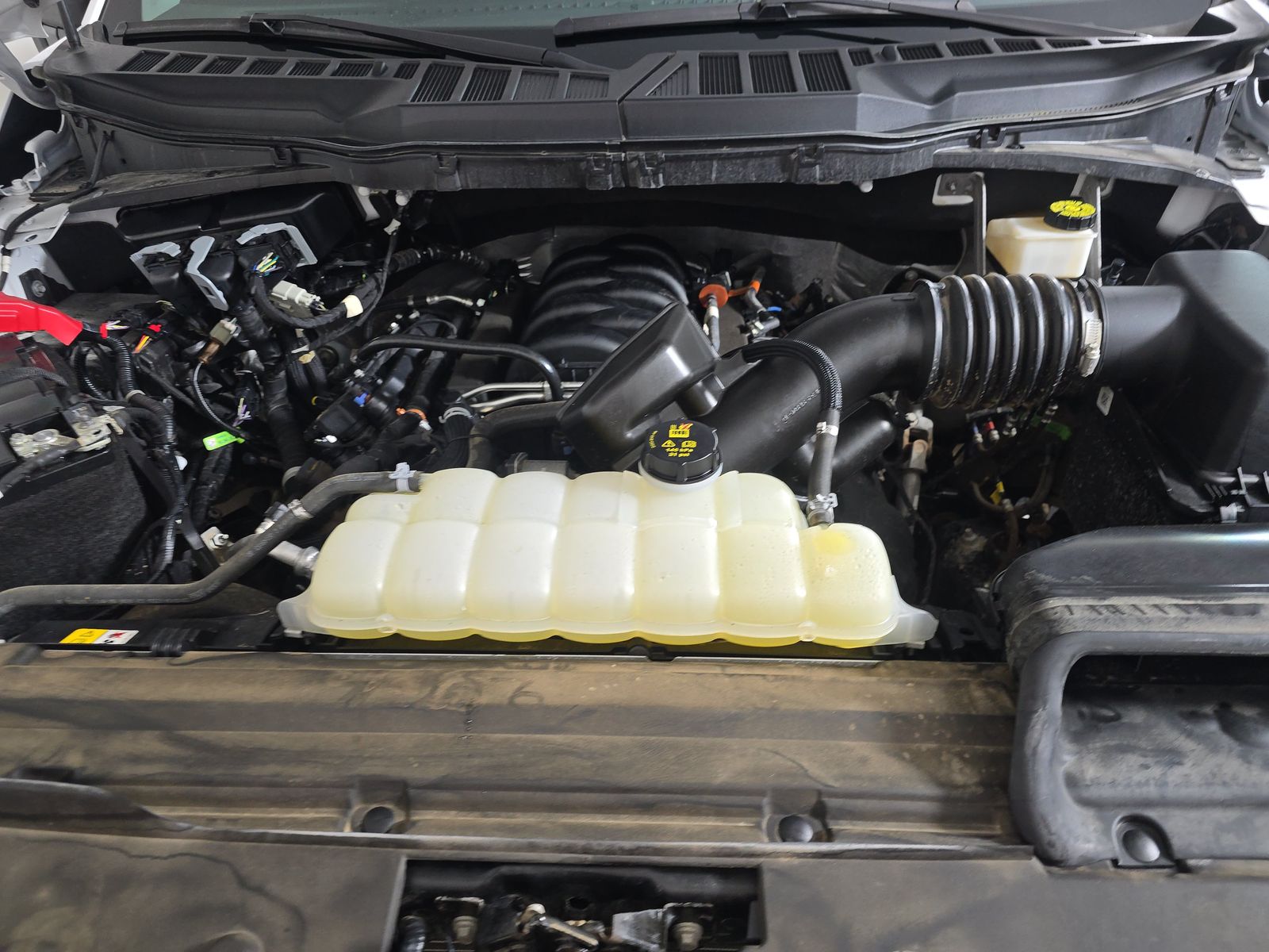 2024 Ford F-150 XLT AWD