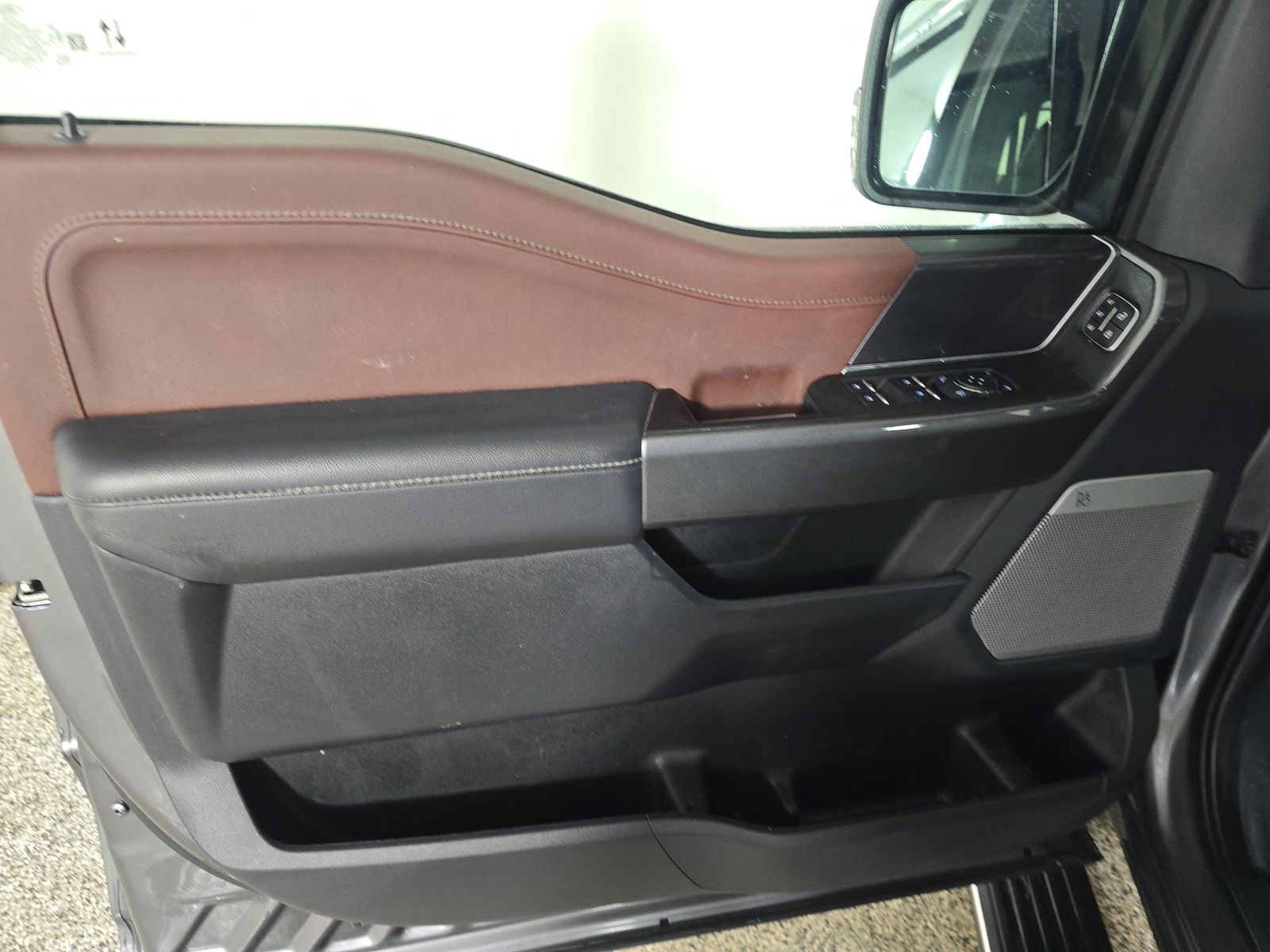 2023 Ford F-150 Lariat AWD