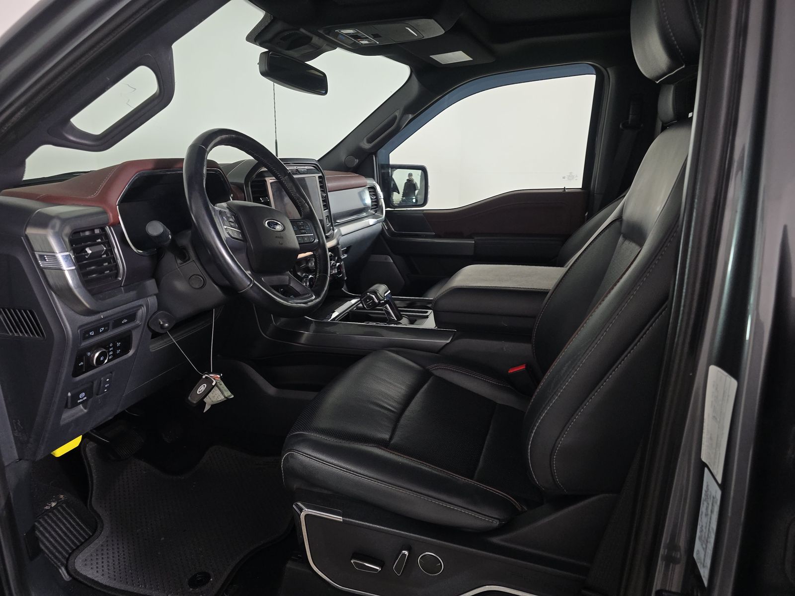 2023 Ford F-150 Lariat AWD