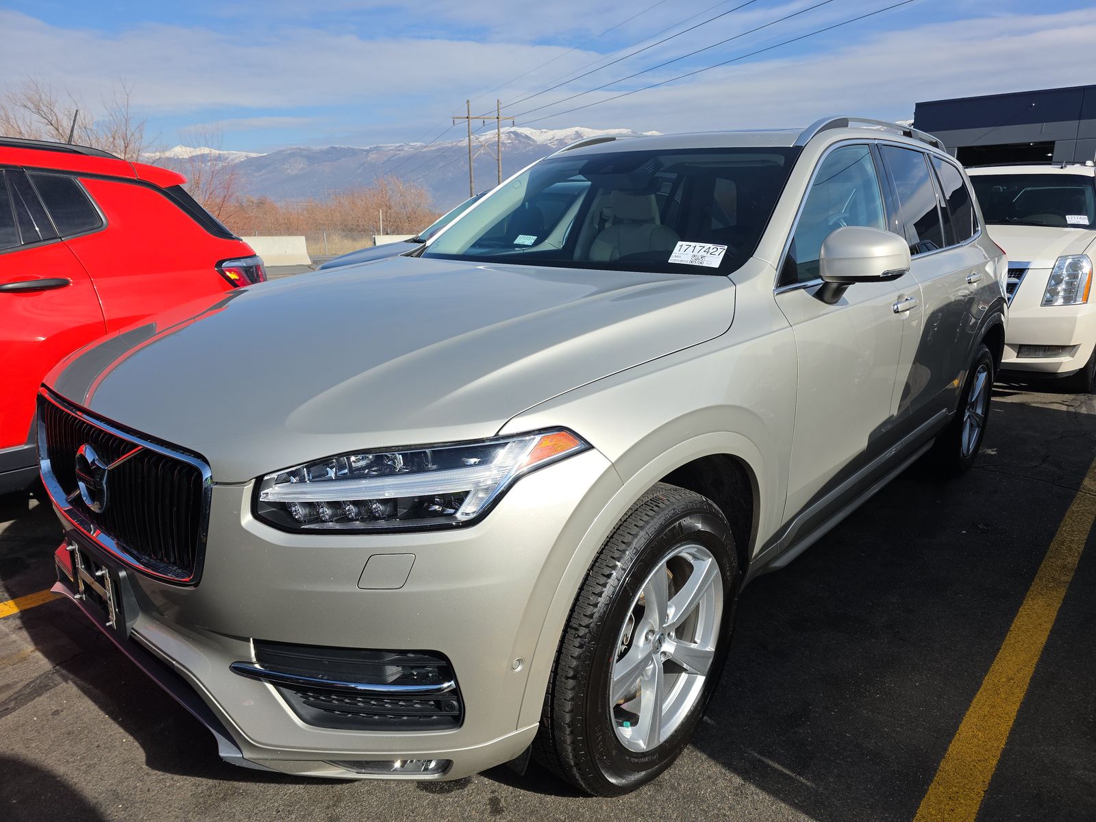 2016 Volvo XC90 T5 Momentum AWD