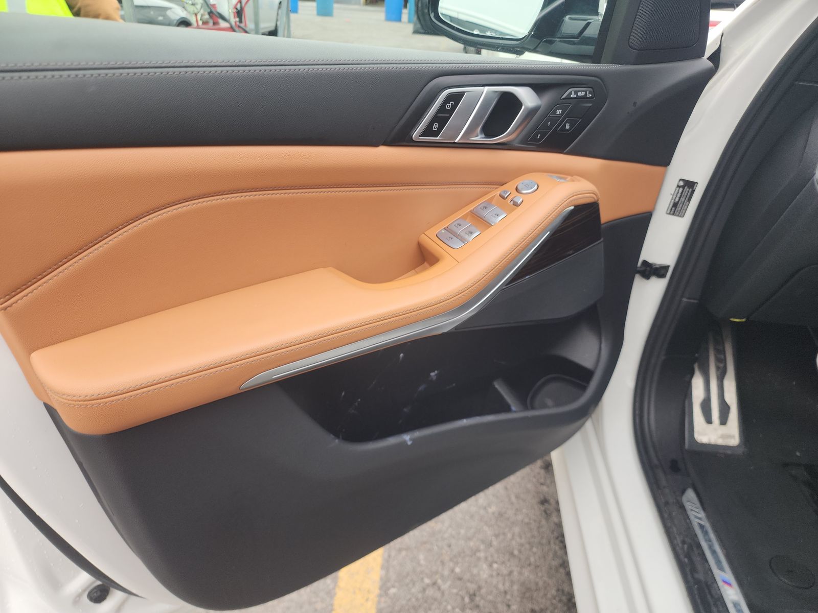 2023 BMW X7 xDrive40i AWD