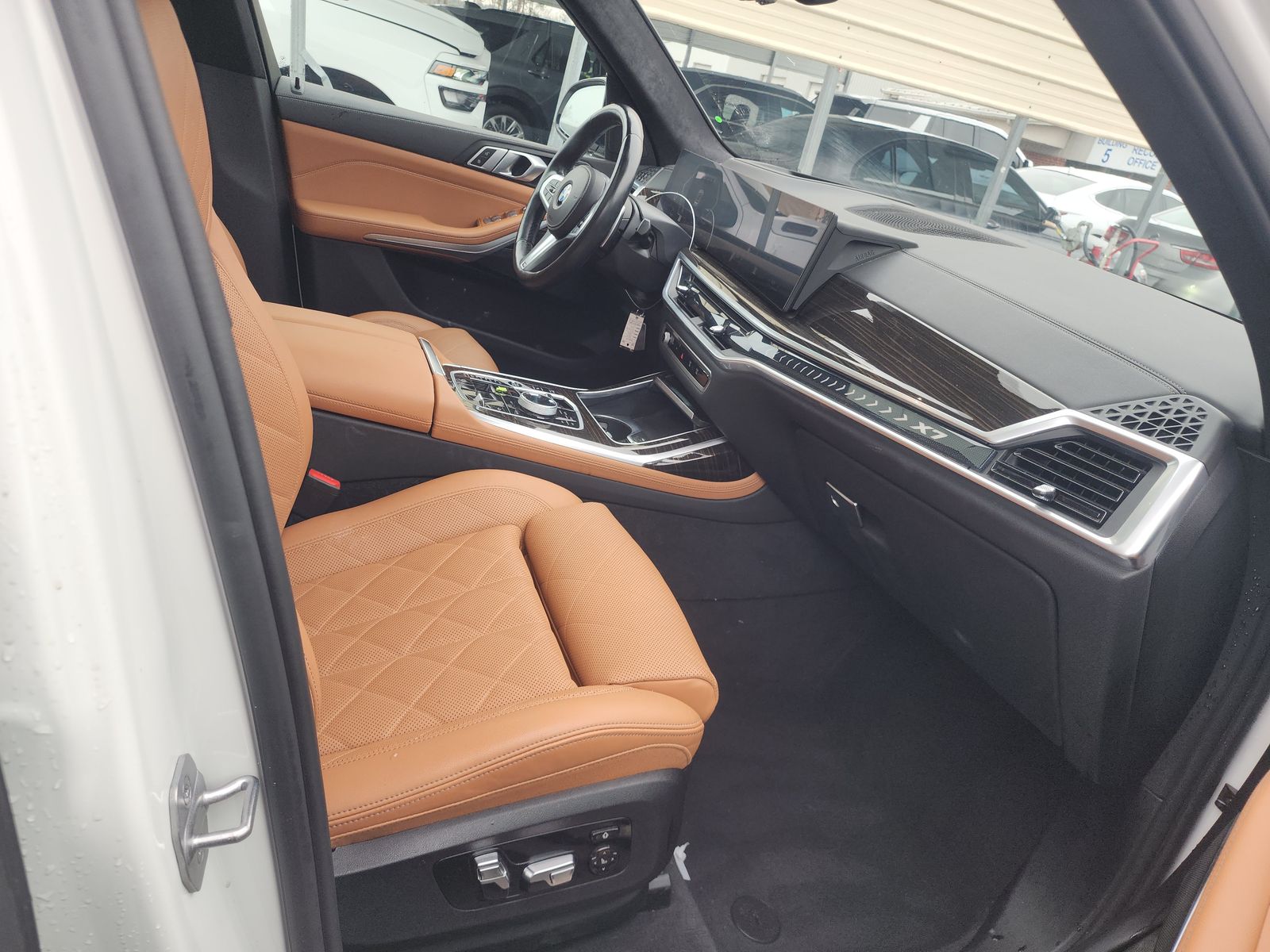 2023 BMW X7 xDrive40i AWD