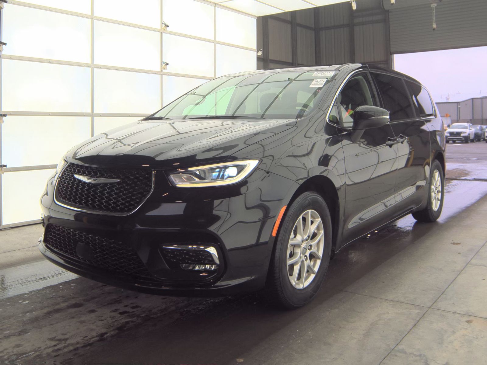 2023 Chrysler Pacifica Touring L FWD