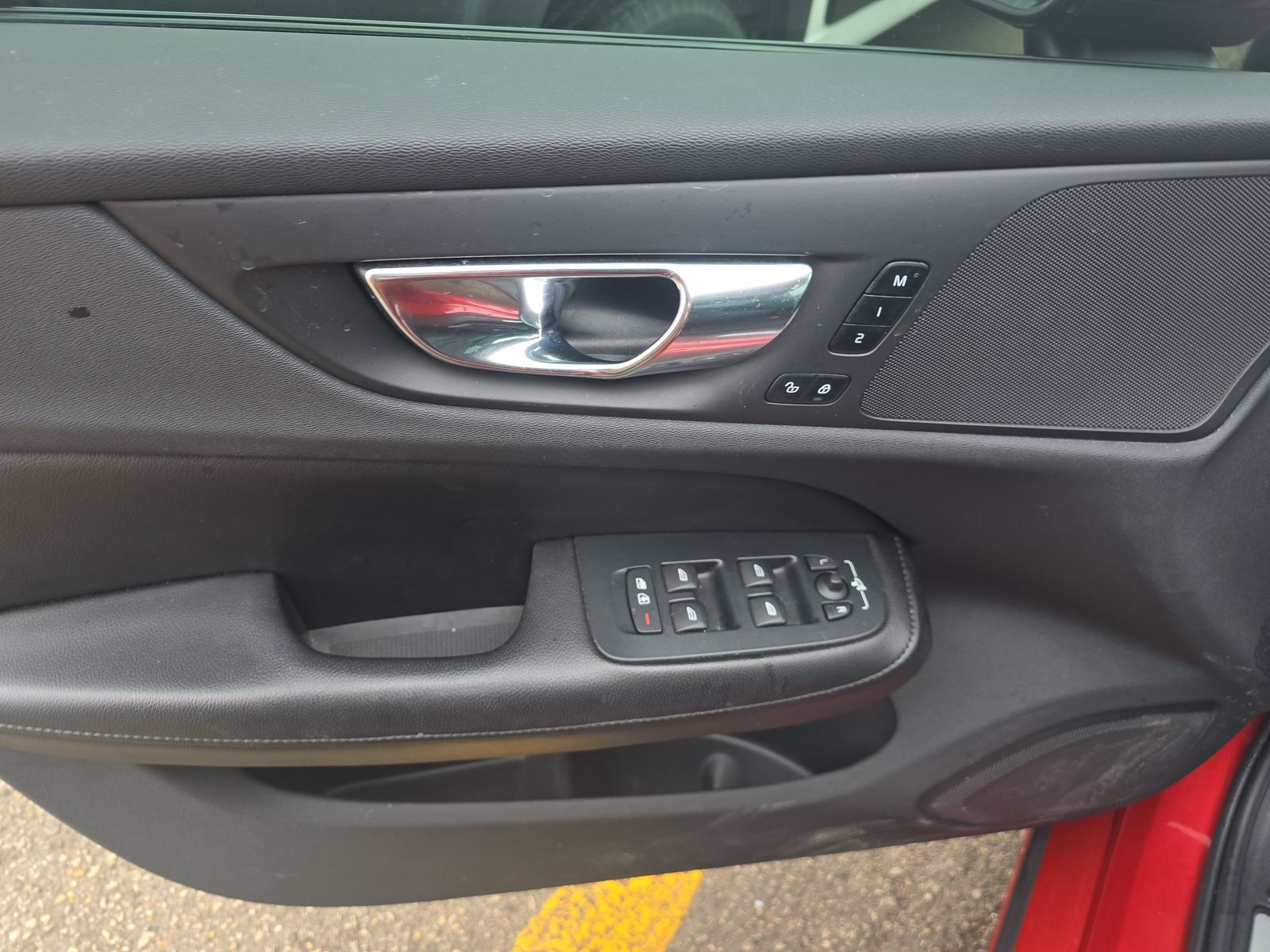 2022 Volvo S60 Recharge T8 R-Design Expression AWD