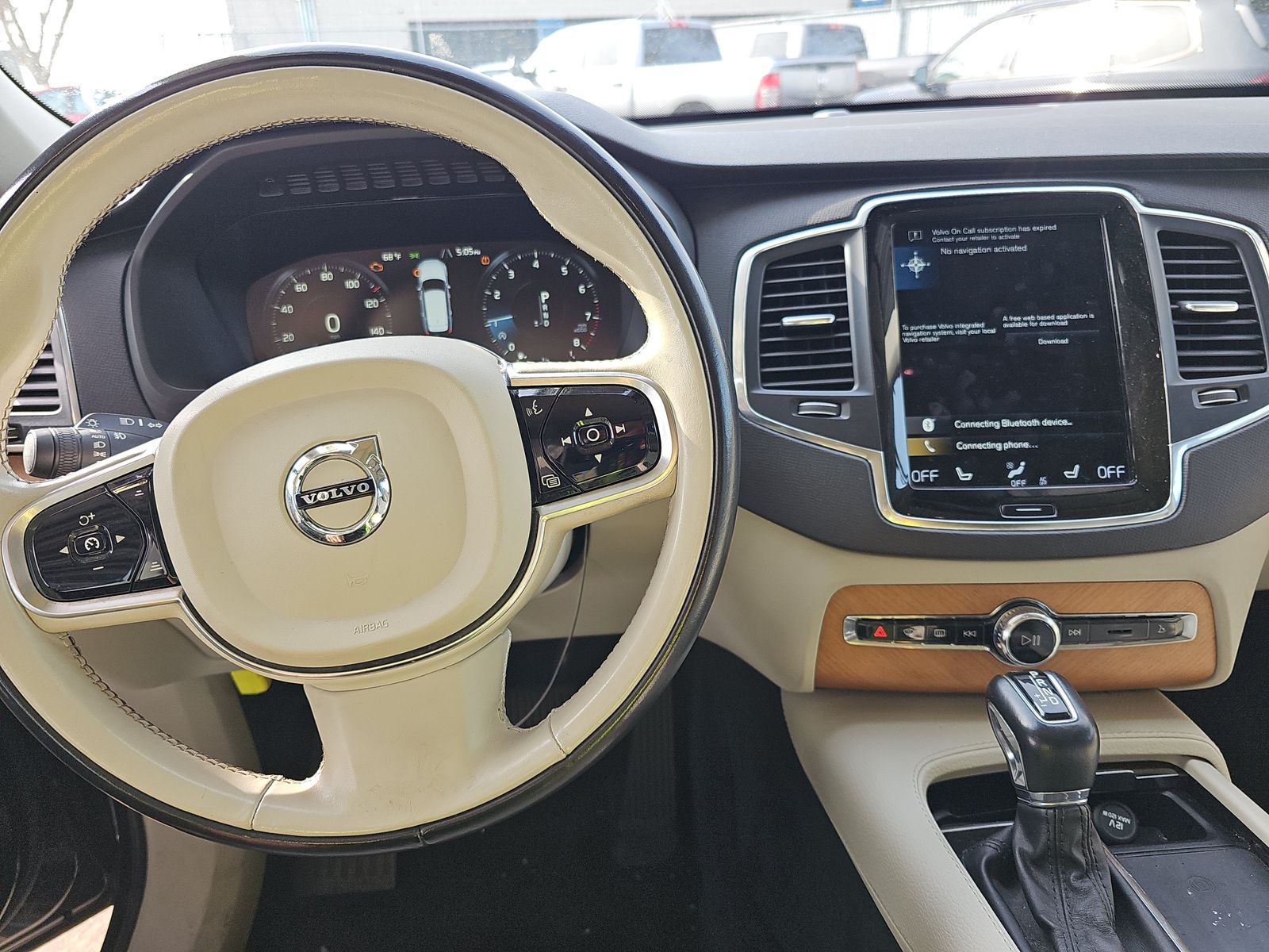 2021 Volvo XC90 T5 Momentum AWD