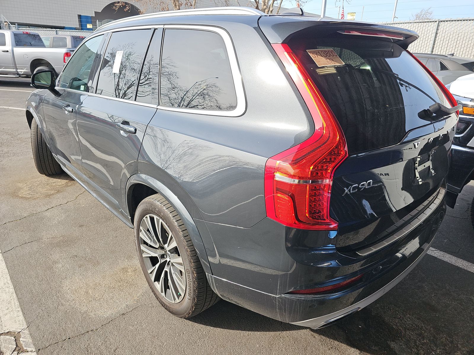 2021 Volvo XC90 T5 Momentum AWD