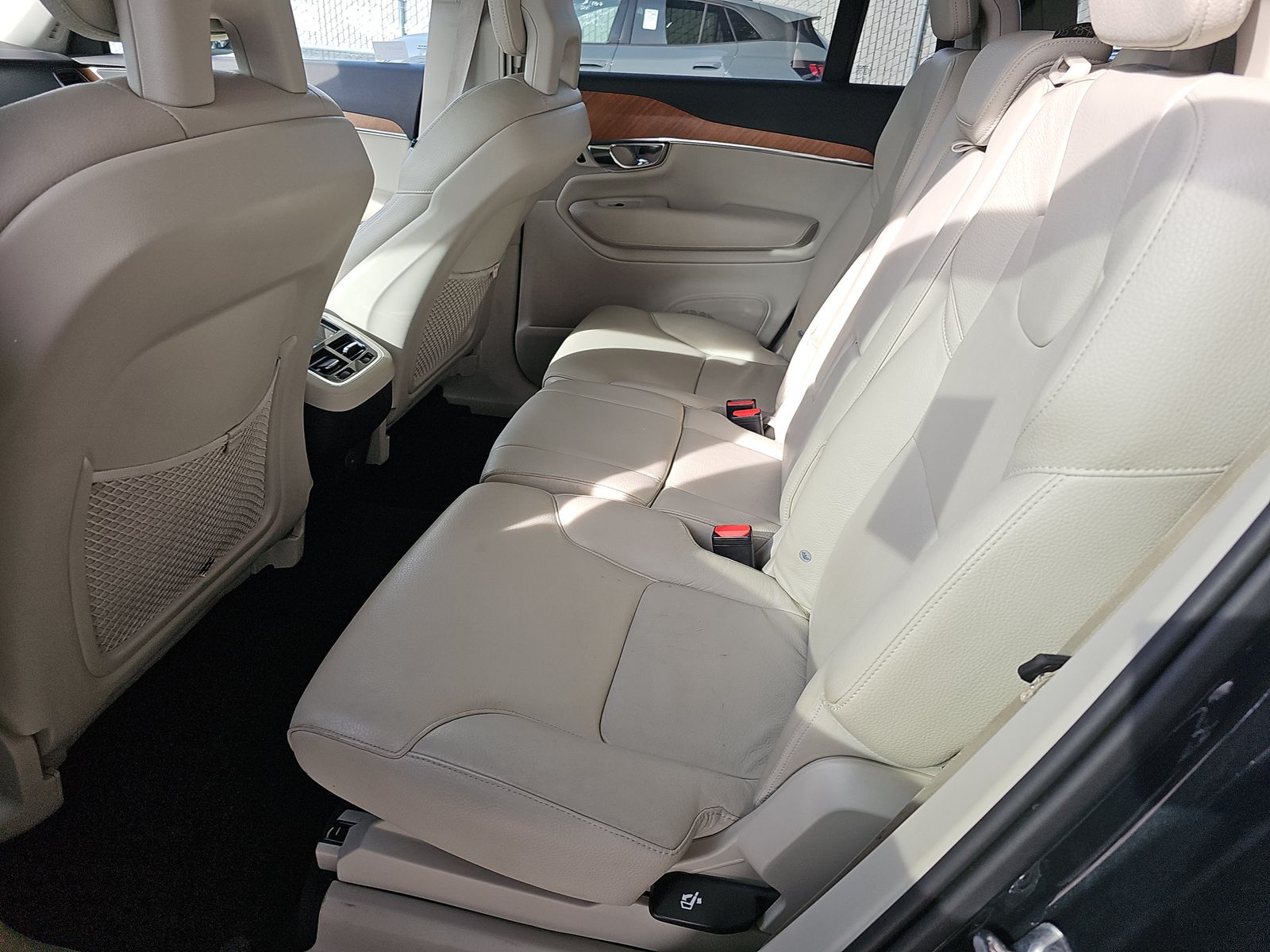 2021 Volvo XC90 T5 Momentum AWD