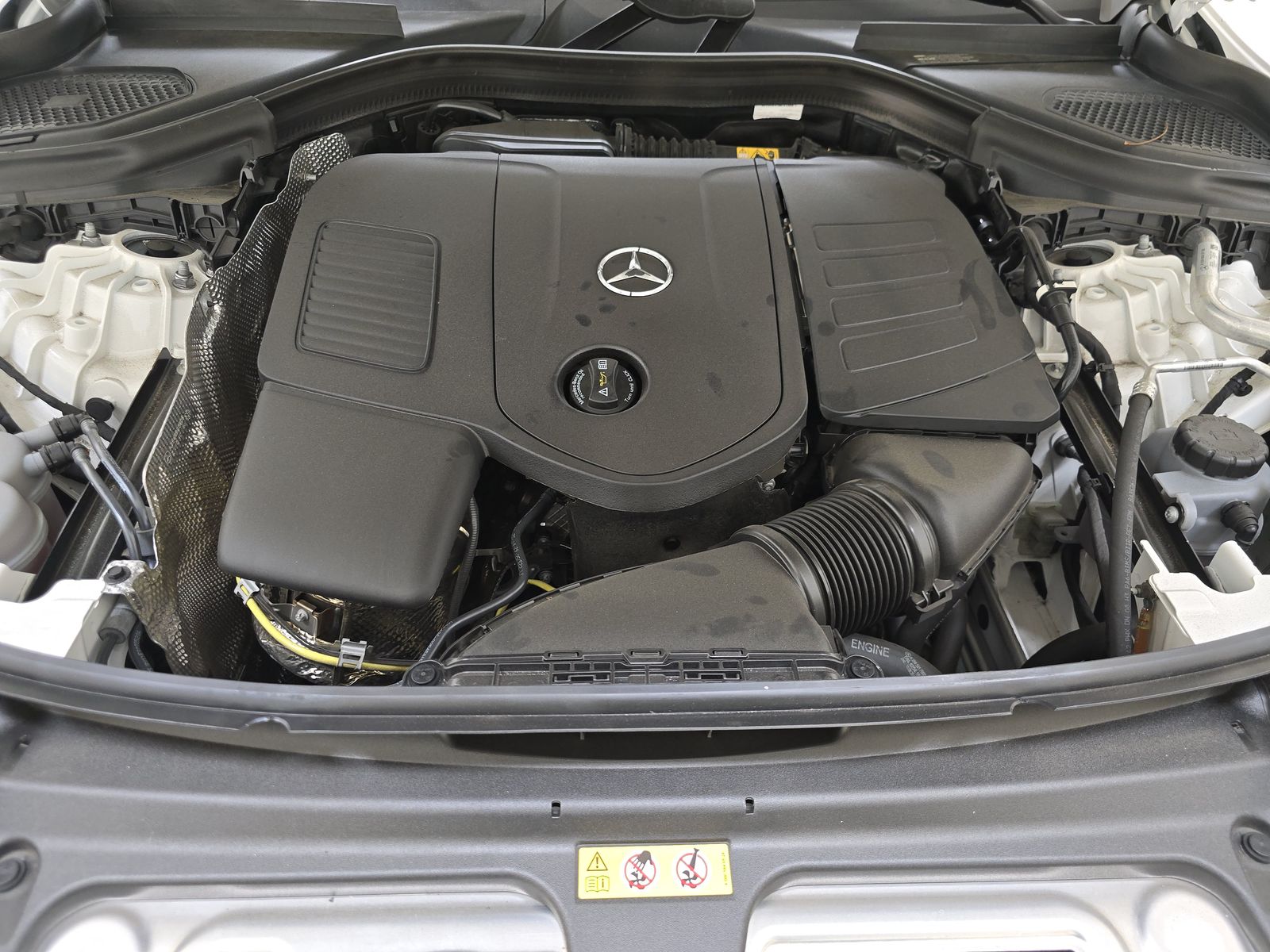 2025 Mercedes-Benz GLC GLC 300 RWD