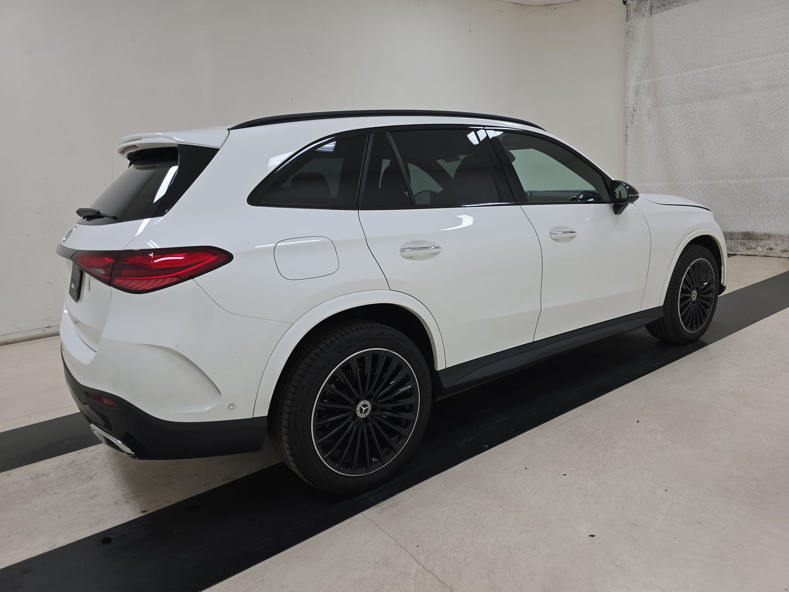 2025 Mercedes-Benz GLC GLC 300 RWD