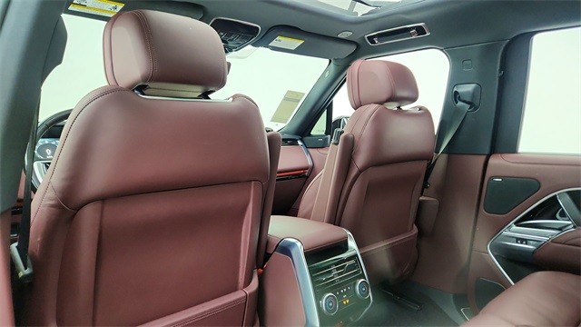 2023 Land Rover Range Rover SE AWD