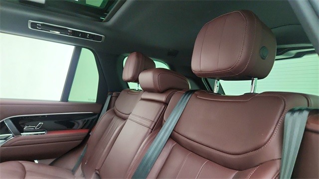 2023 Land Rover Range Rover SE AWD