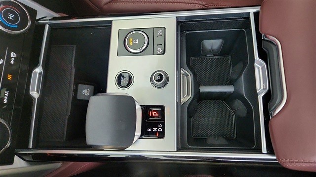 2023 Land Rover Range Rover SE AWD