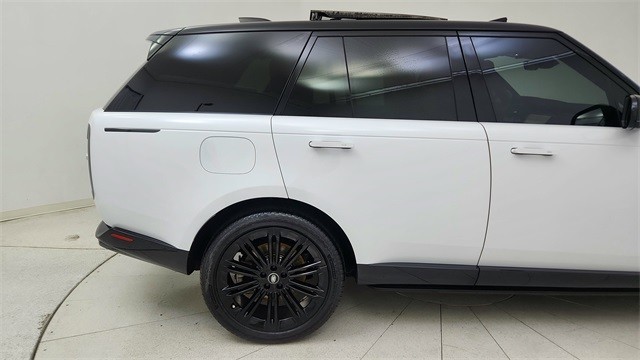 2023 Land Rover Range Rover SE AWD